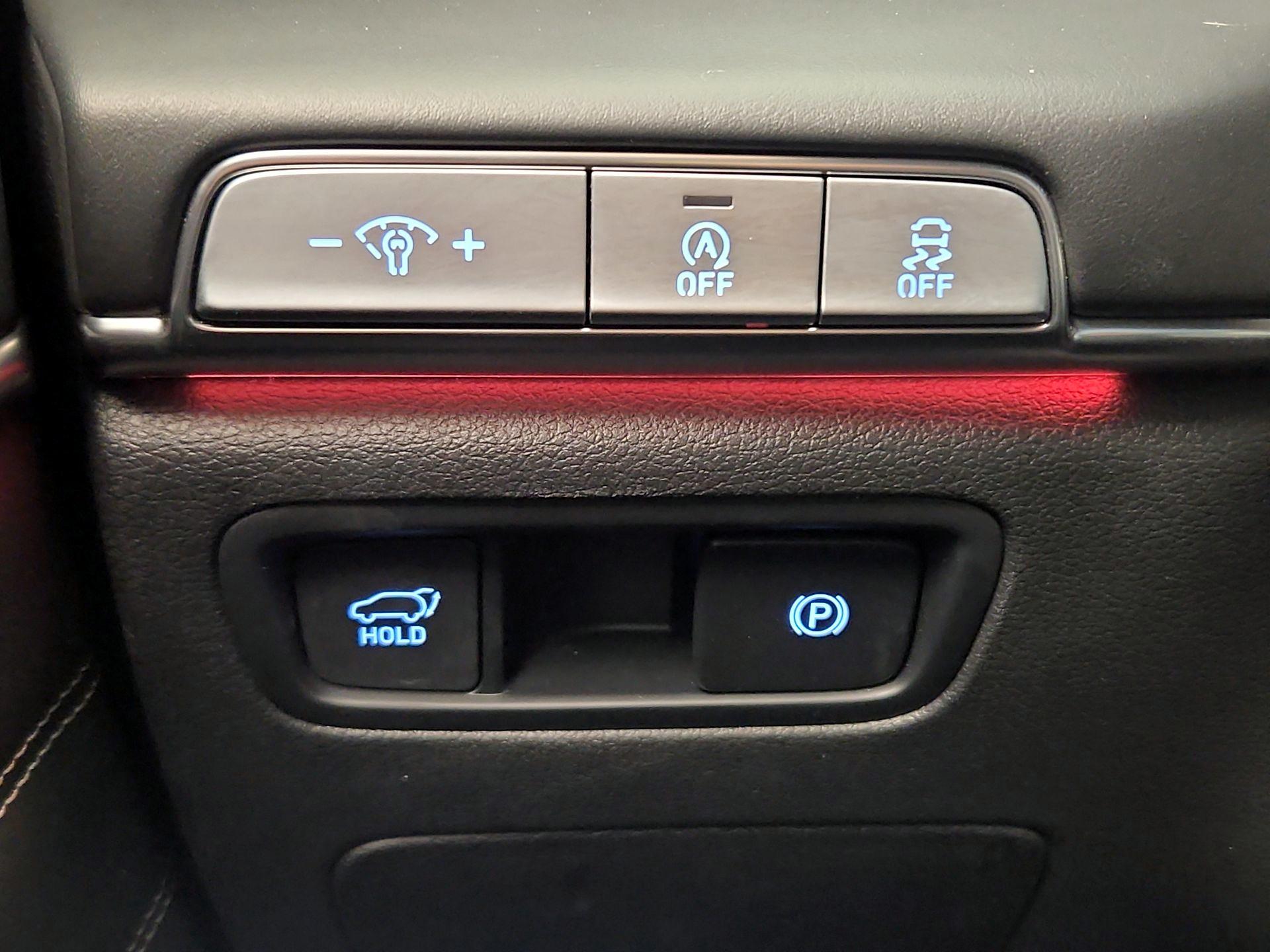 Thumbnail: 2024 Genesis GV80 - 13