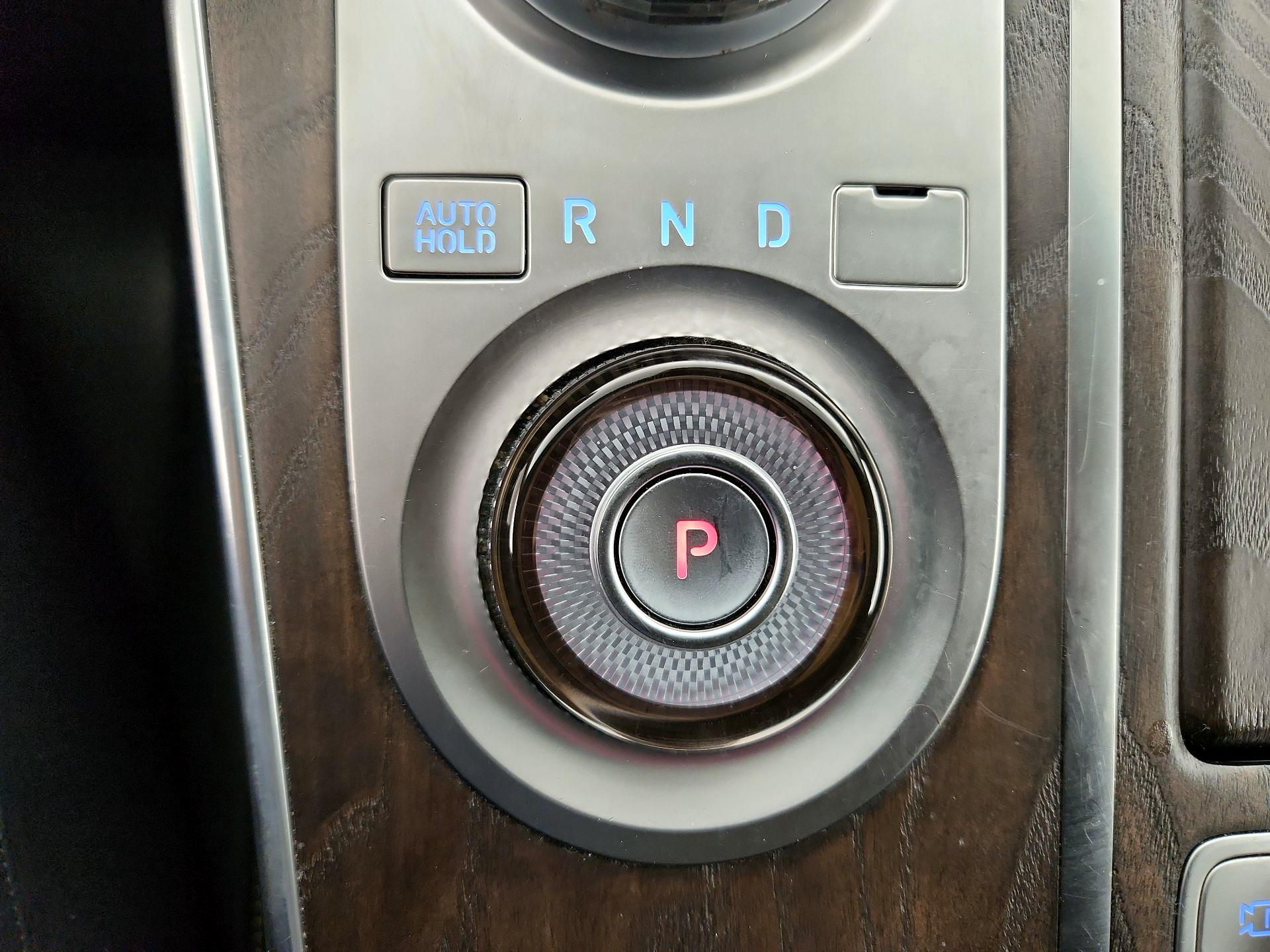 Thumbnail: 2024 Genesis GV80 - 18