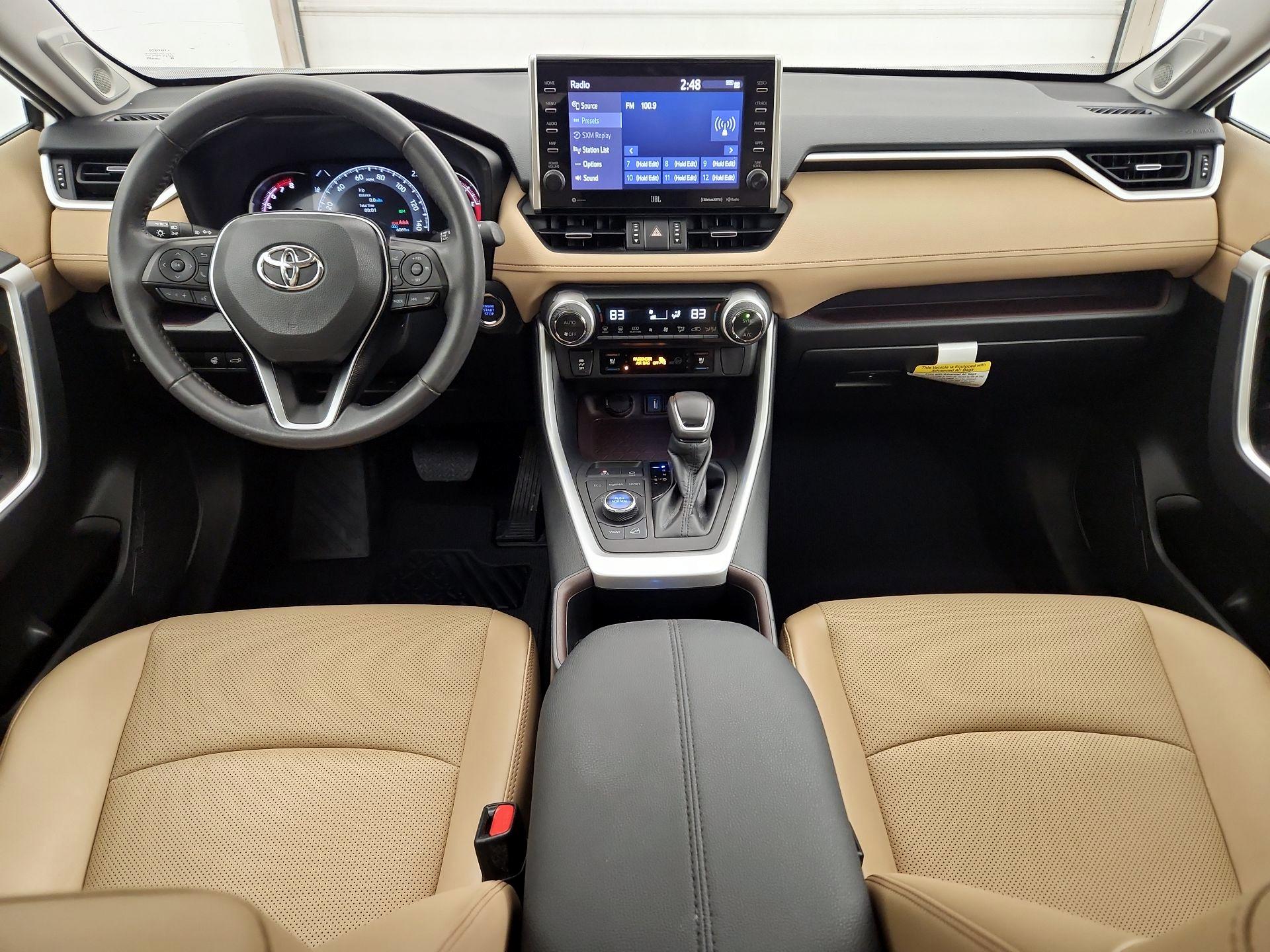 Thumbnail: 2022 Toyota RAV4 - 9