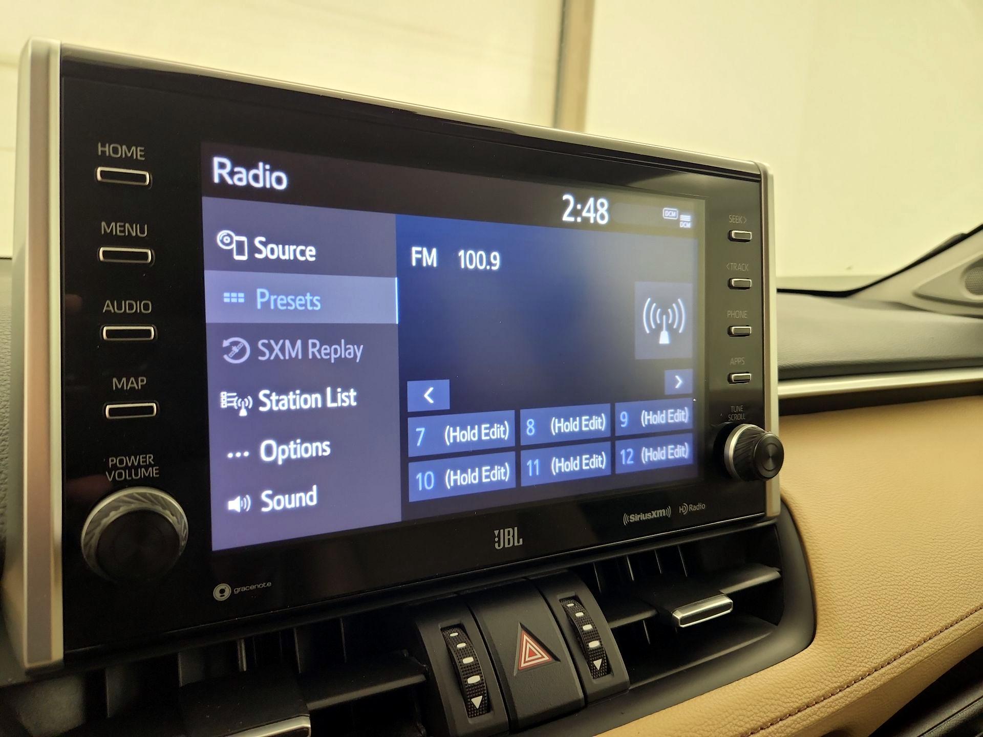 Thumbnail: 2022 Toyota RAV4 - 15