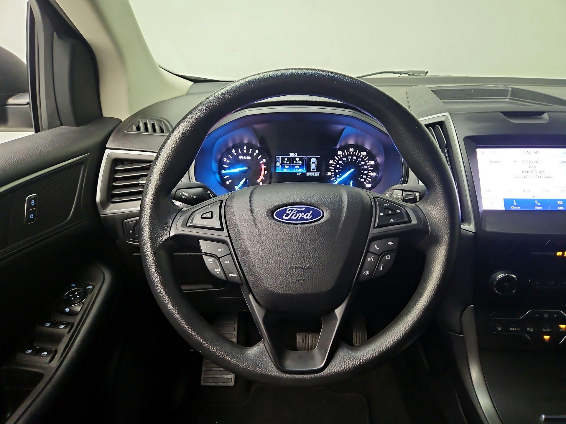 Thumbnail: 2020 Ford Edge - 10