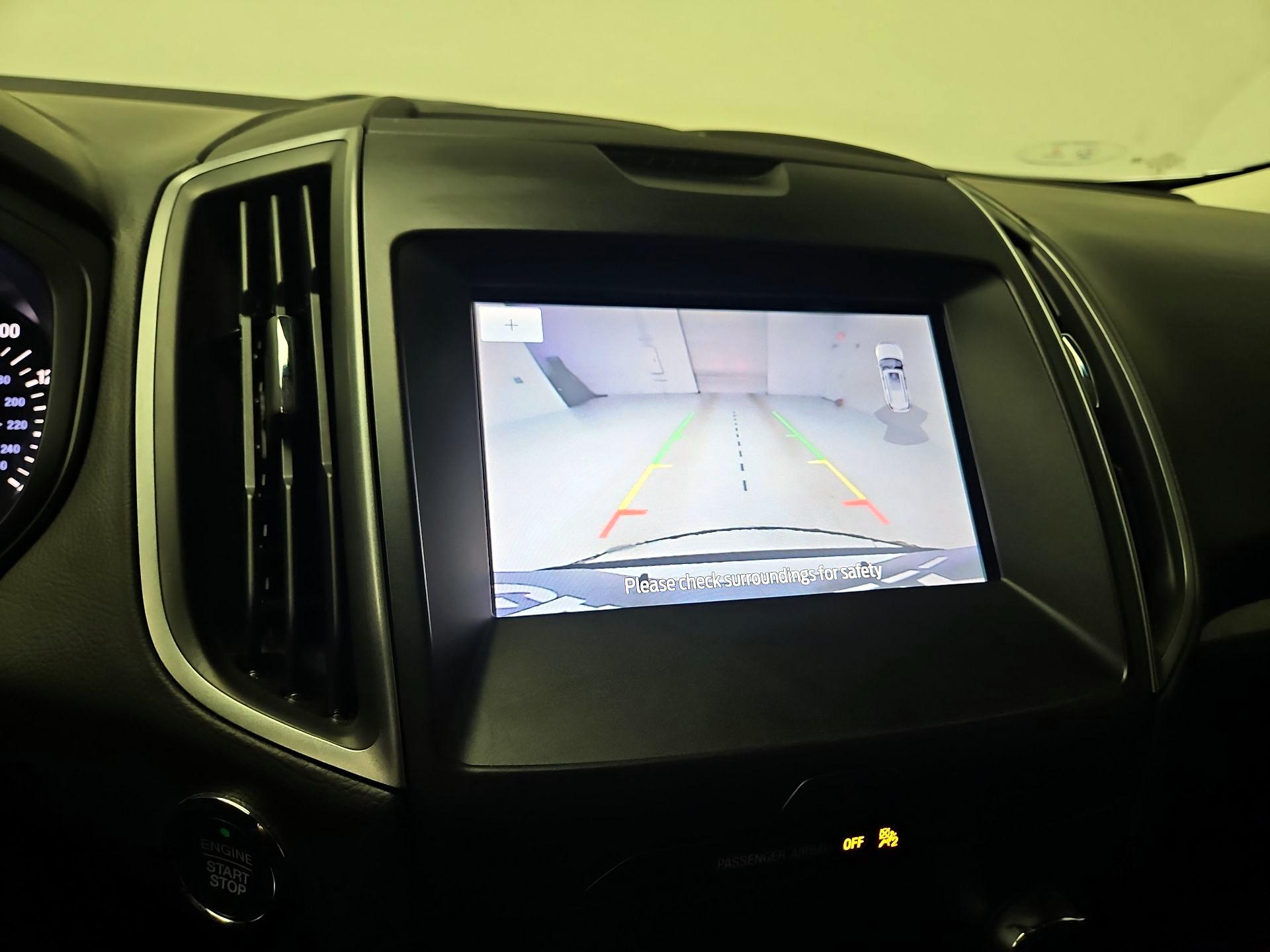 Thumbnail: 2020 Ford Edge - 14