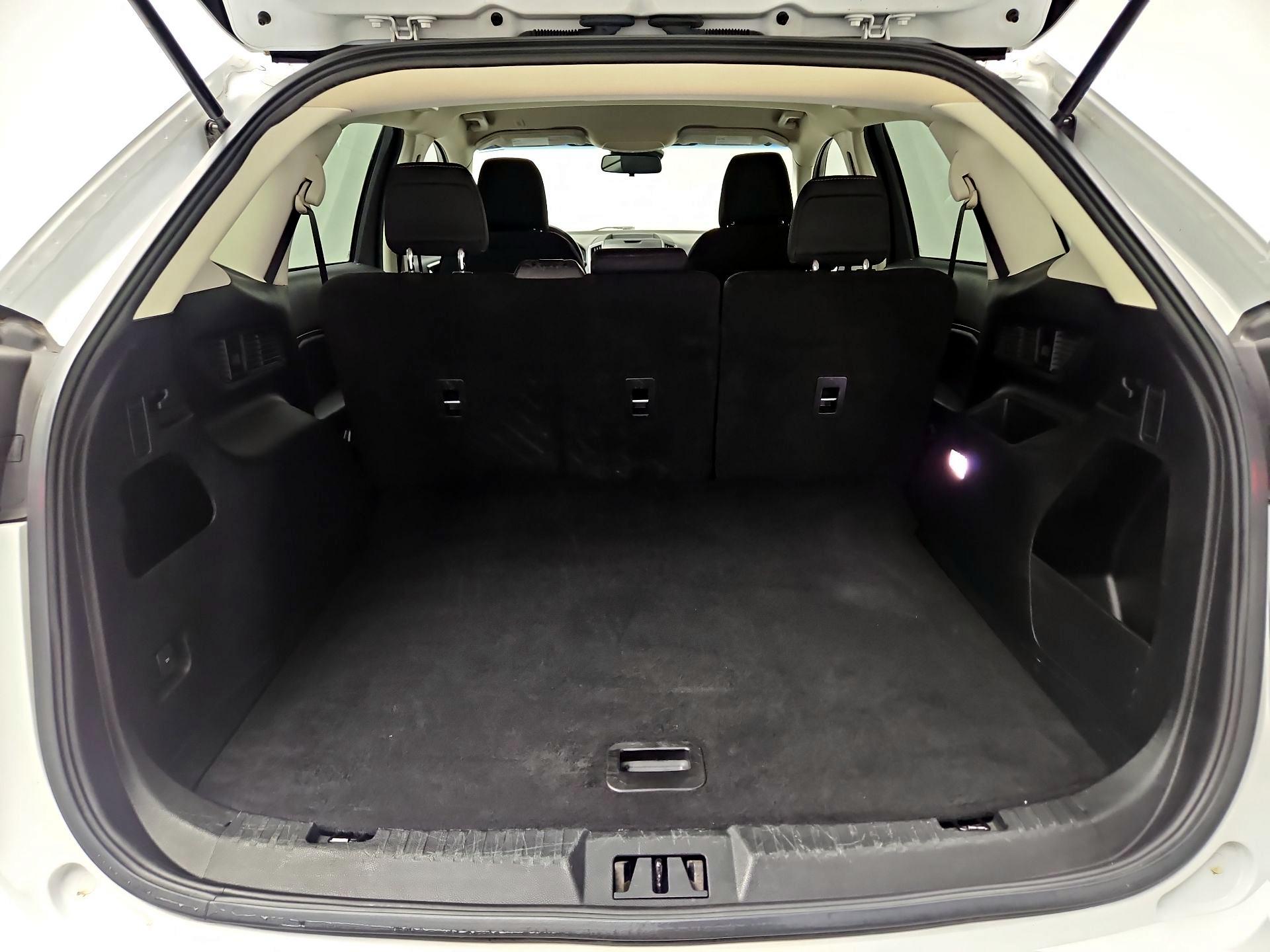 Thumbnail: 2020 Ford Edge - 20