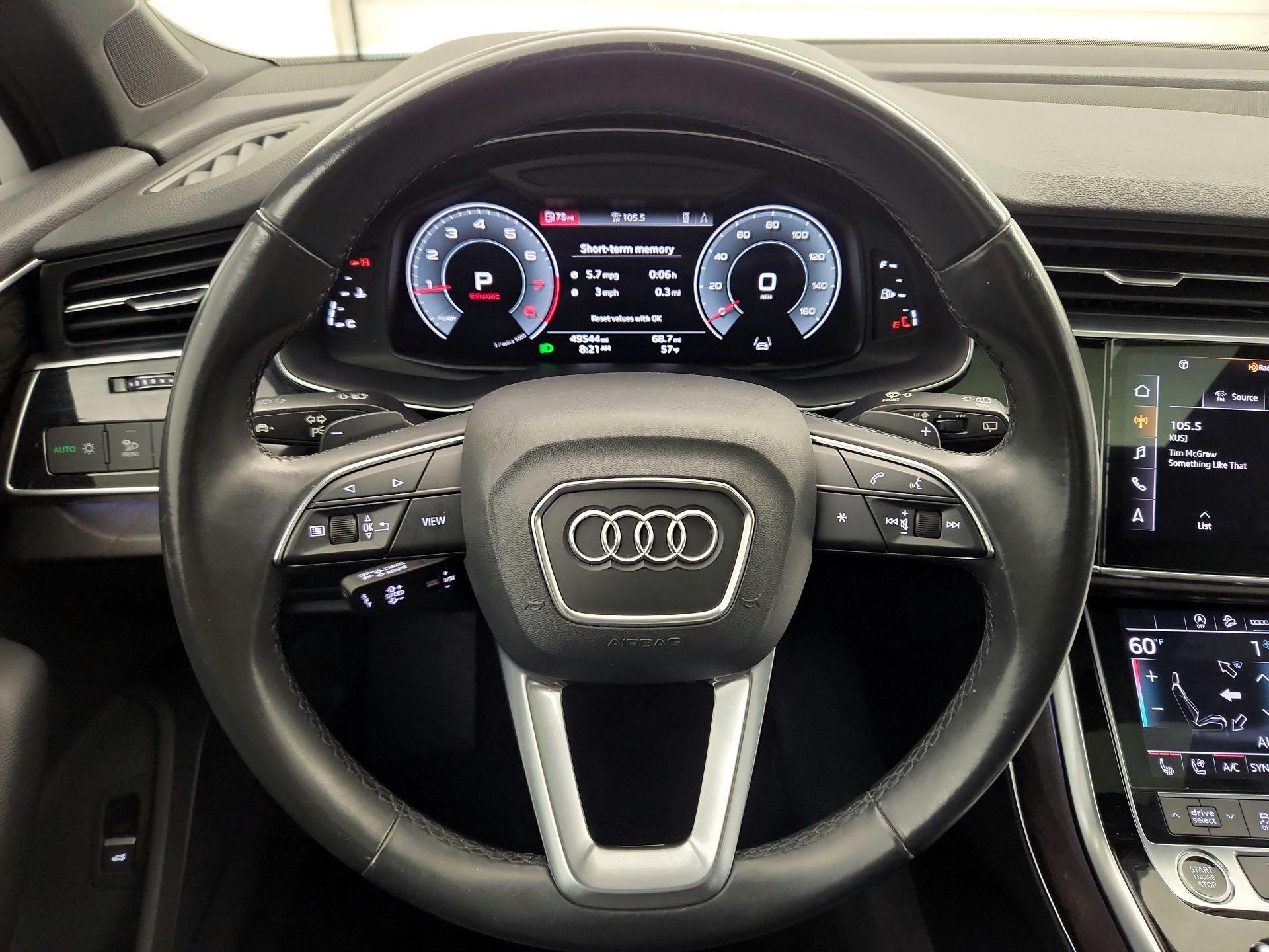 Thumbnail: 2021 Audi Q7 - 10