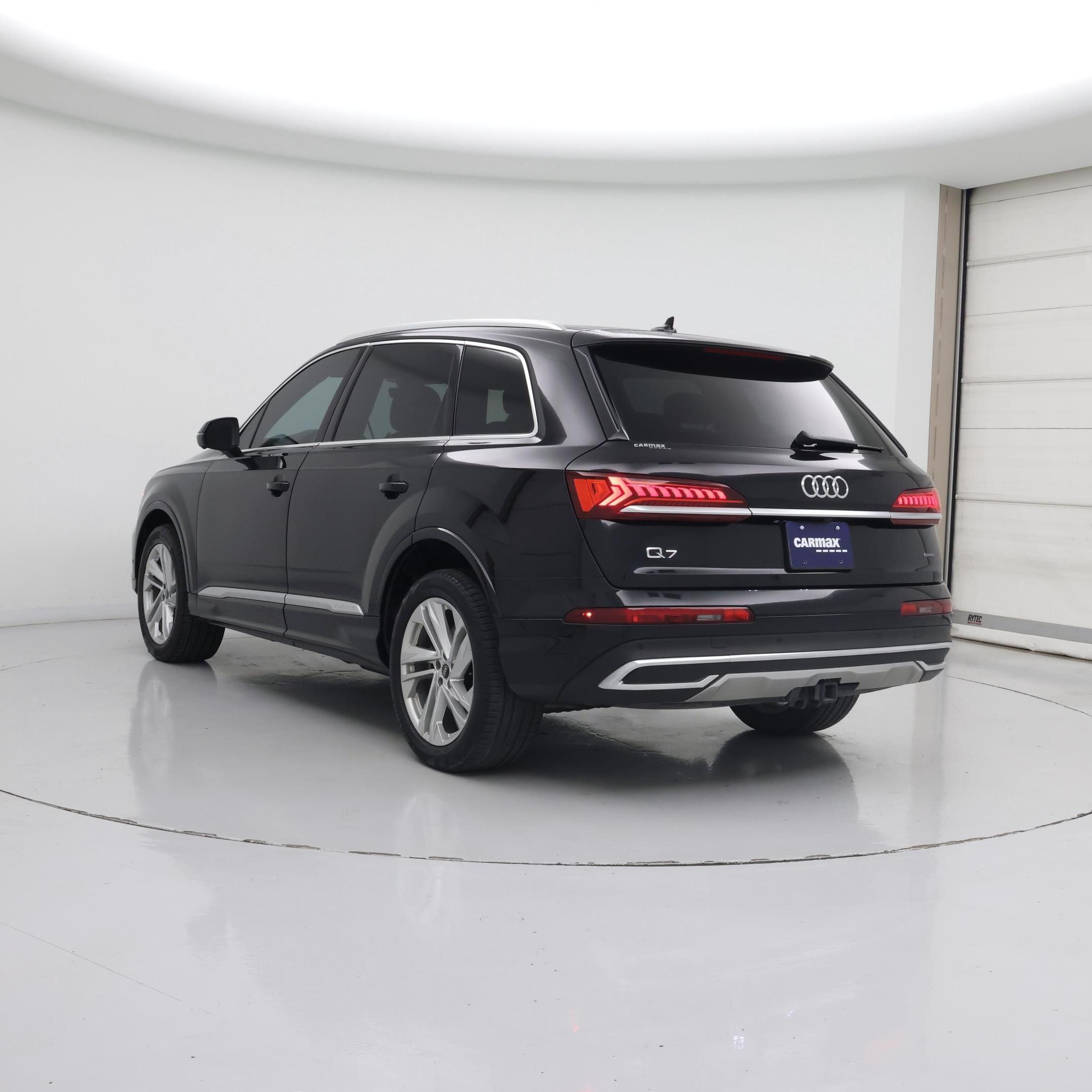 Thumbnail: 2021 Audi Q7 - 2