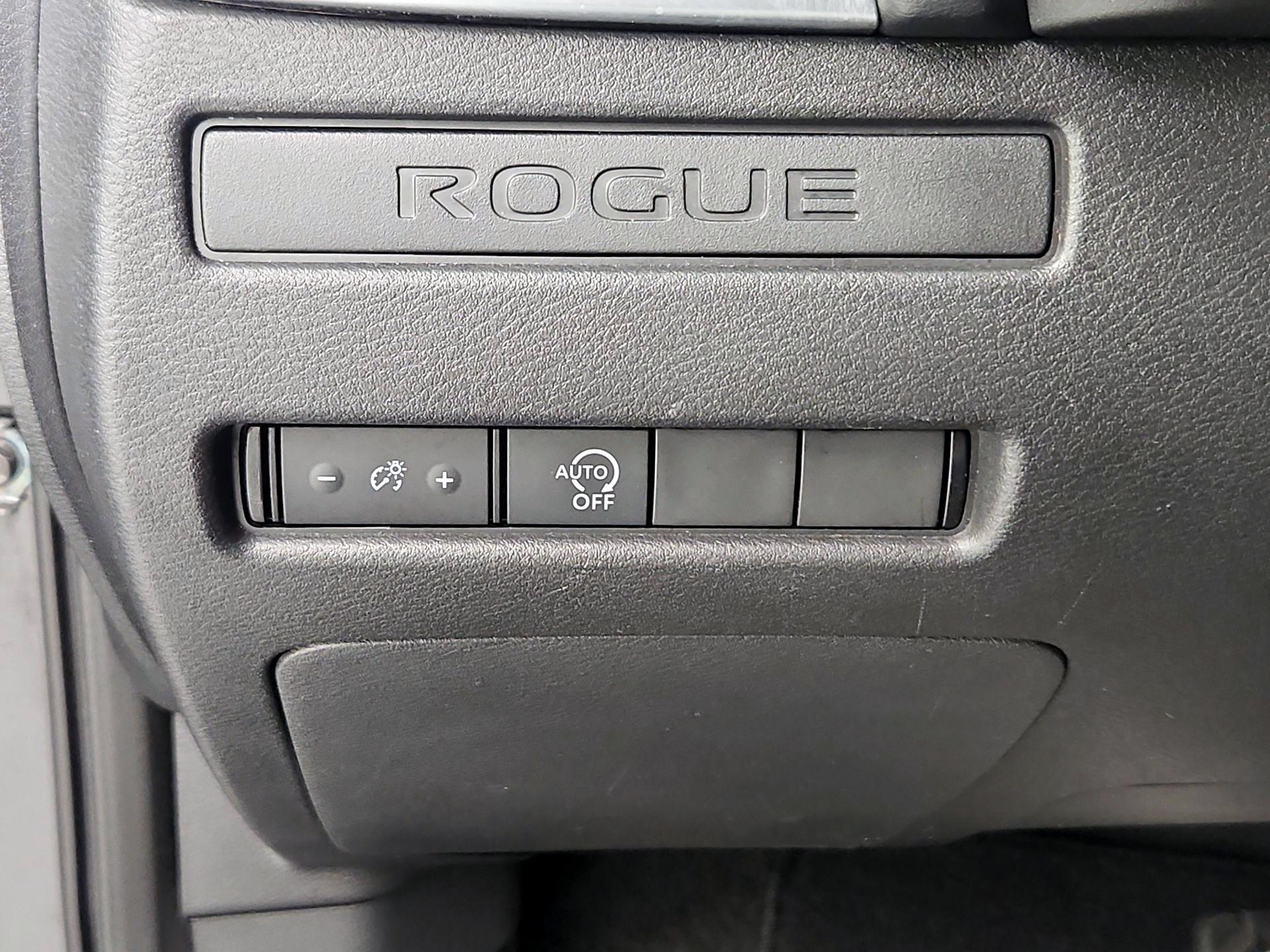 Thumbnail: 2023 Nissan Rogue - 13