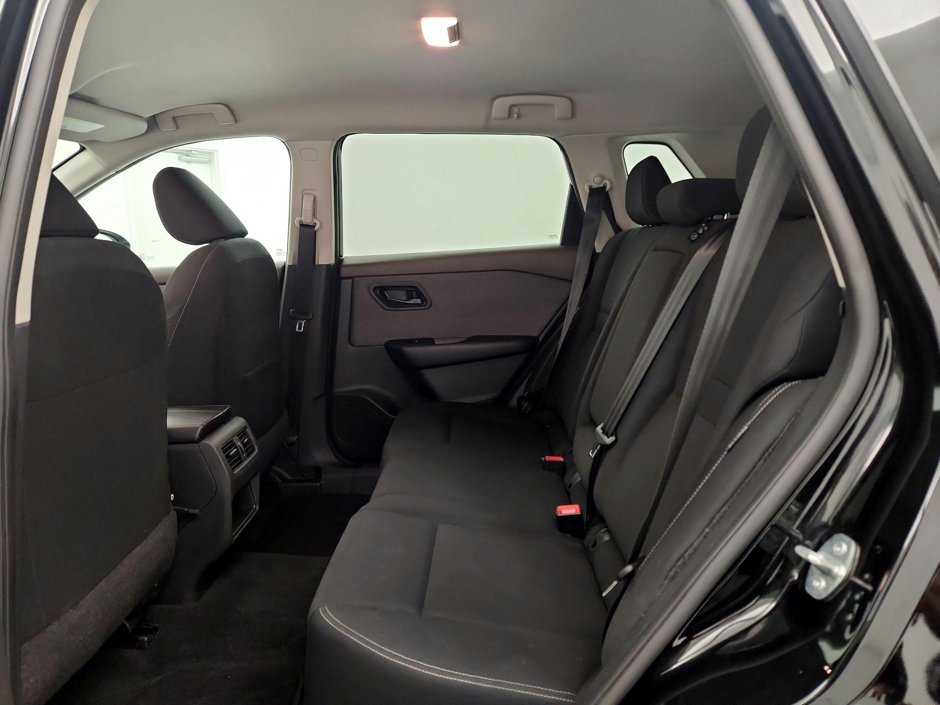 Thumbnail: 2023 Nissan Rogue - 19