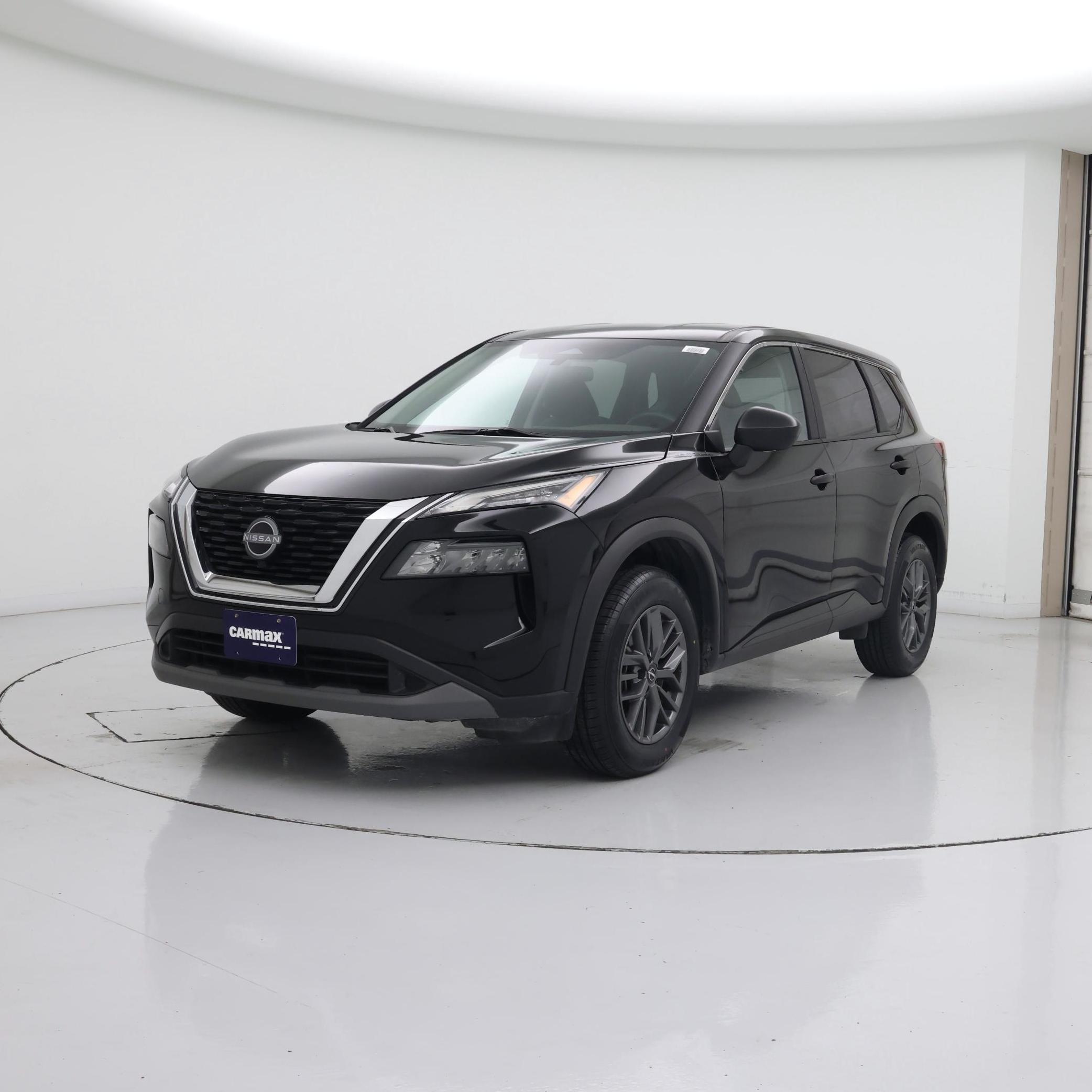 Thumbnail: 2023 Nissan Rogue - 4