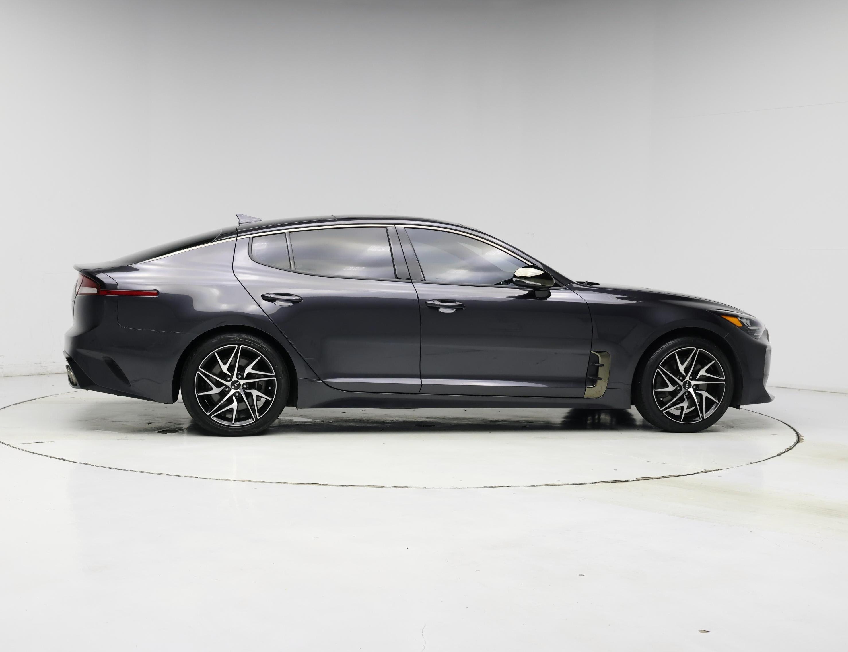 Thumbnail: 2023 Kia Stinger - 7