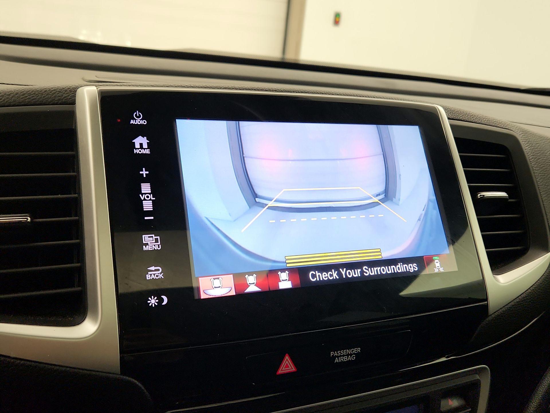 Thumbnail: 2020 Honda Ridgeline - 15