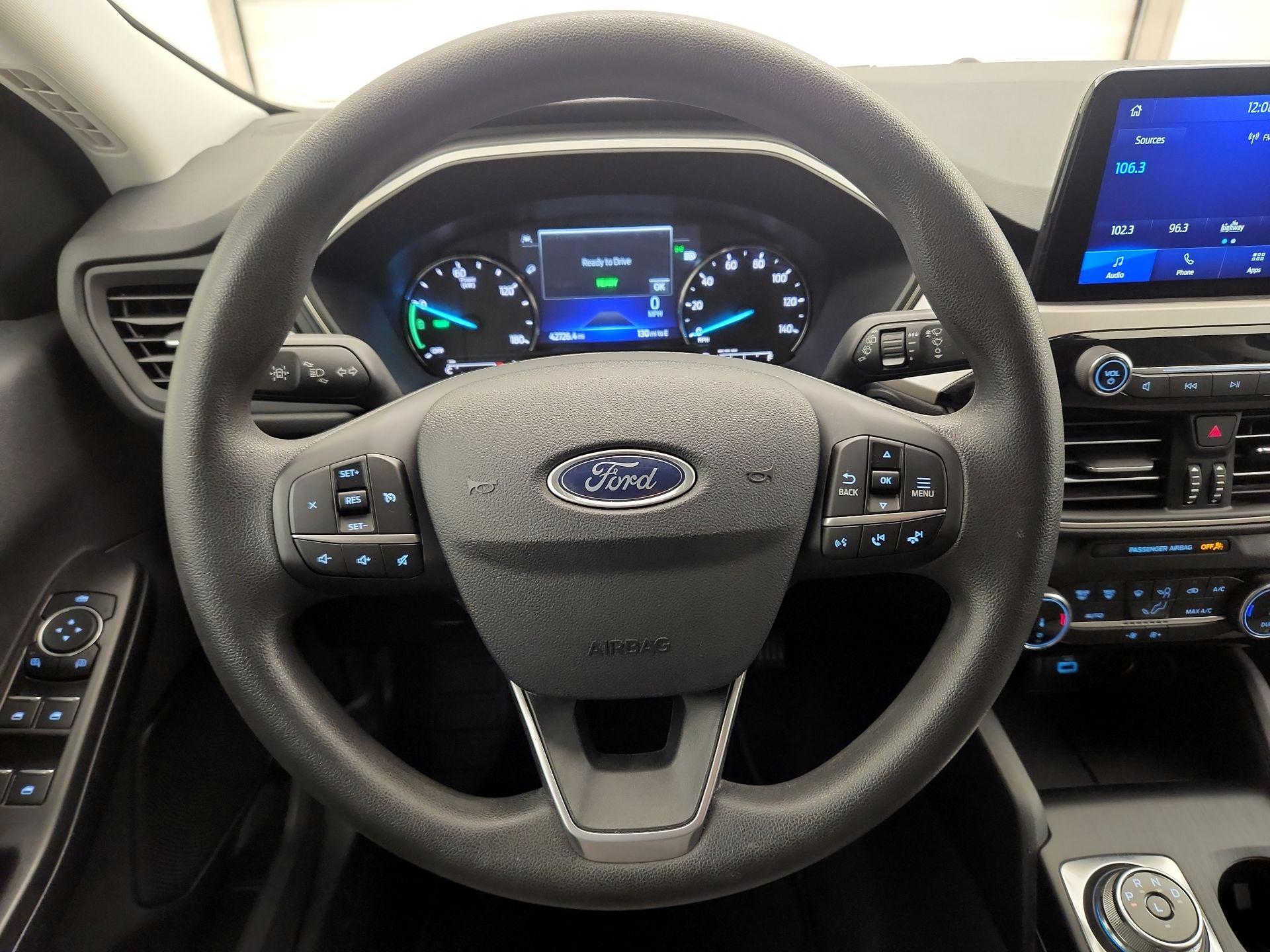 Thumbnail: 2022 Ford Escape - 10