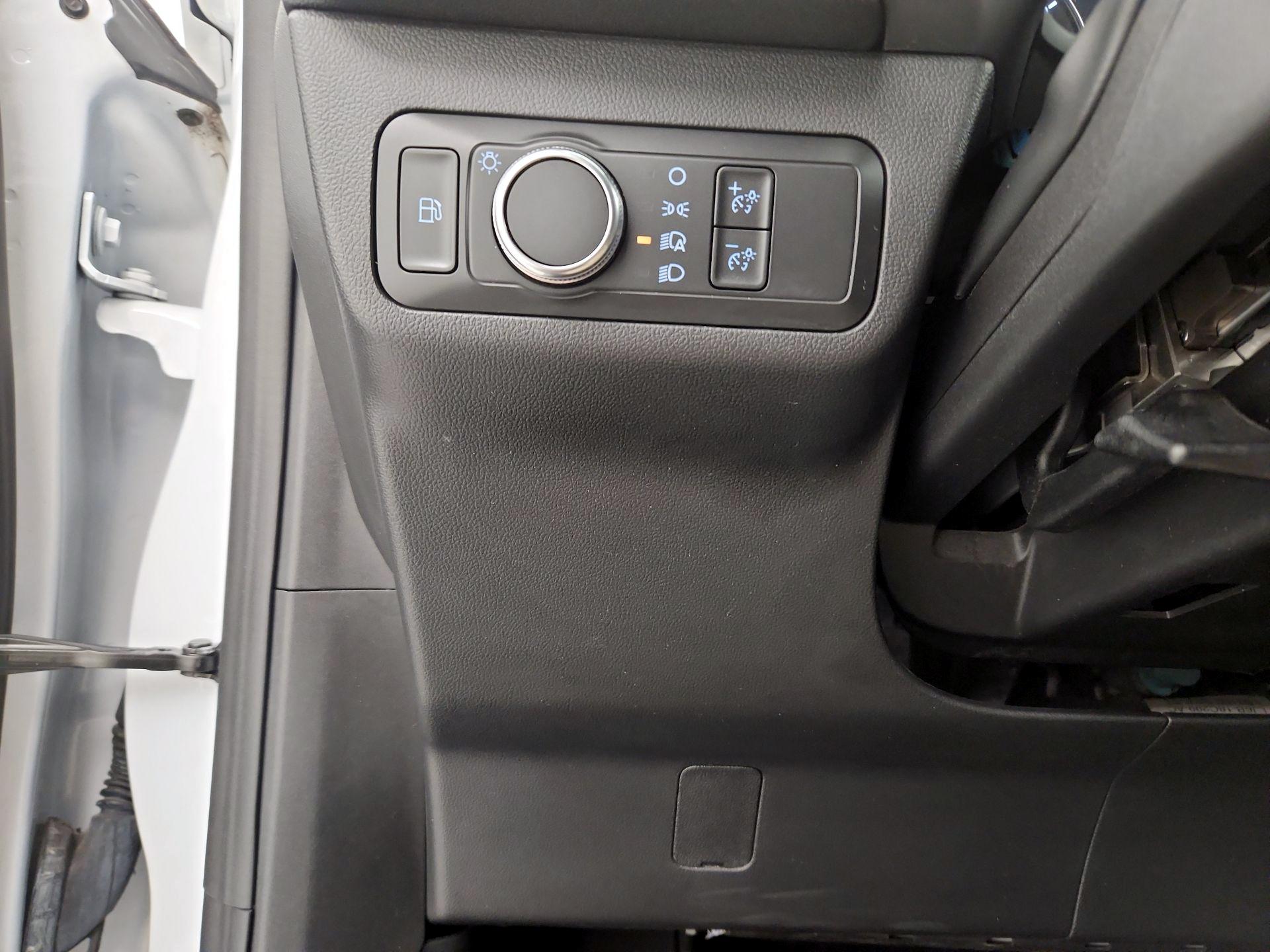 Thumbnail: 2022 Ford Escape - 13