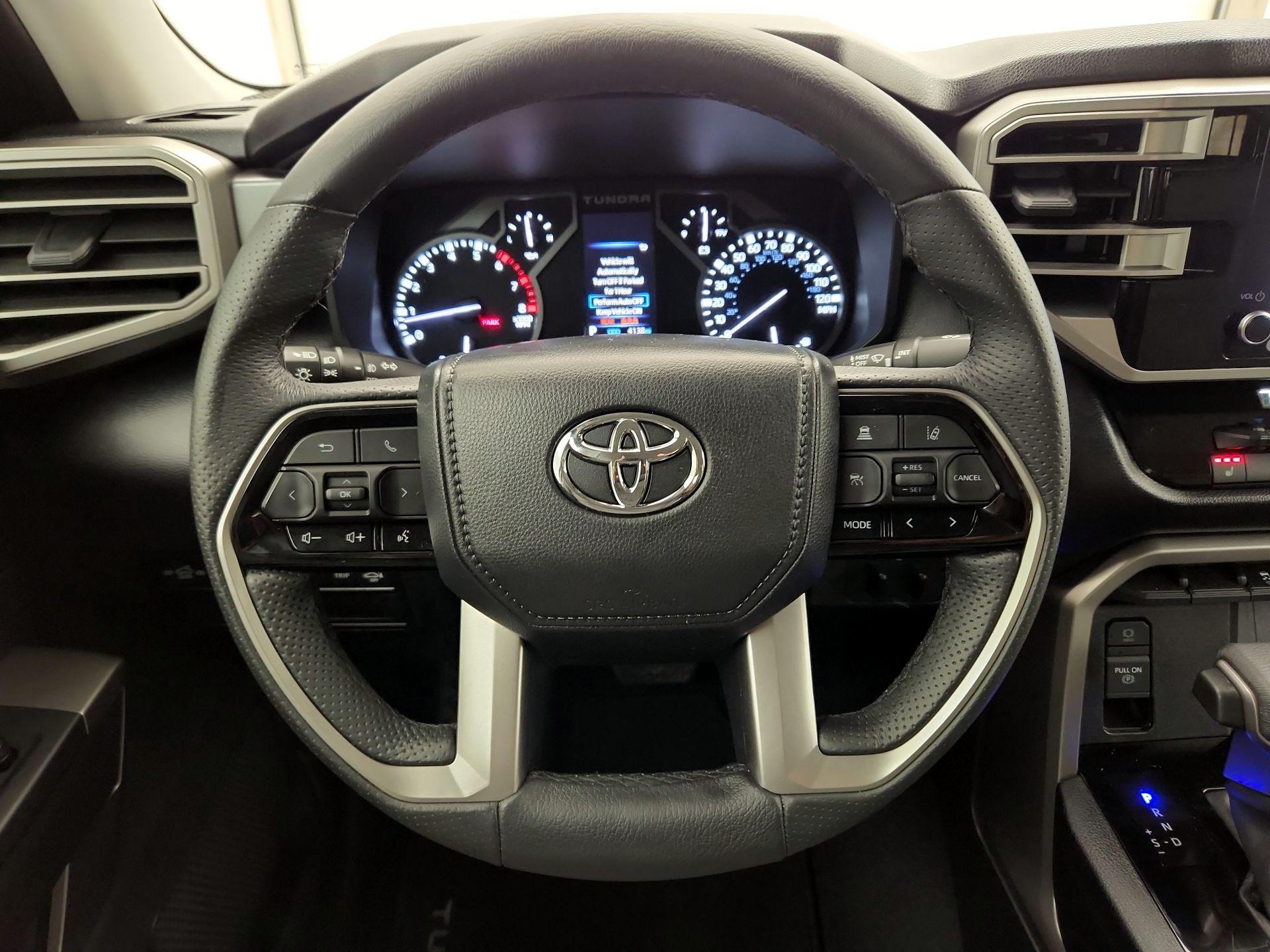 Thumbnail: 2024 Toyota Tundra - 10