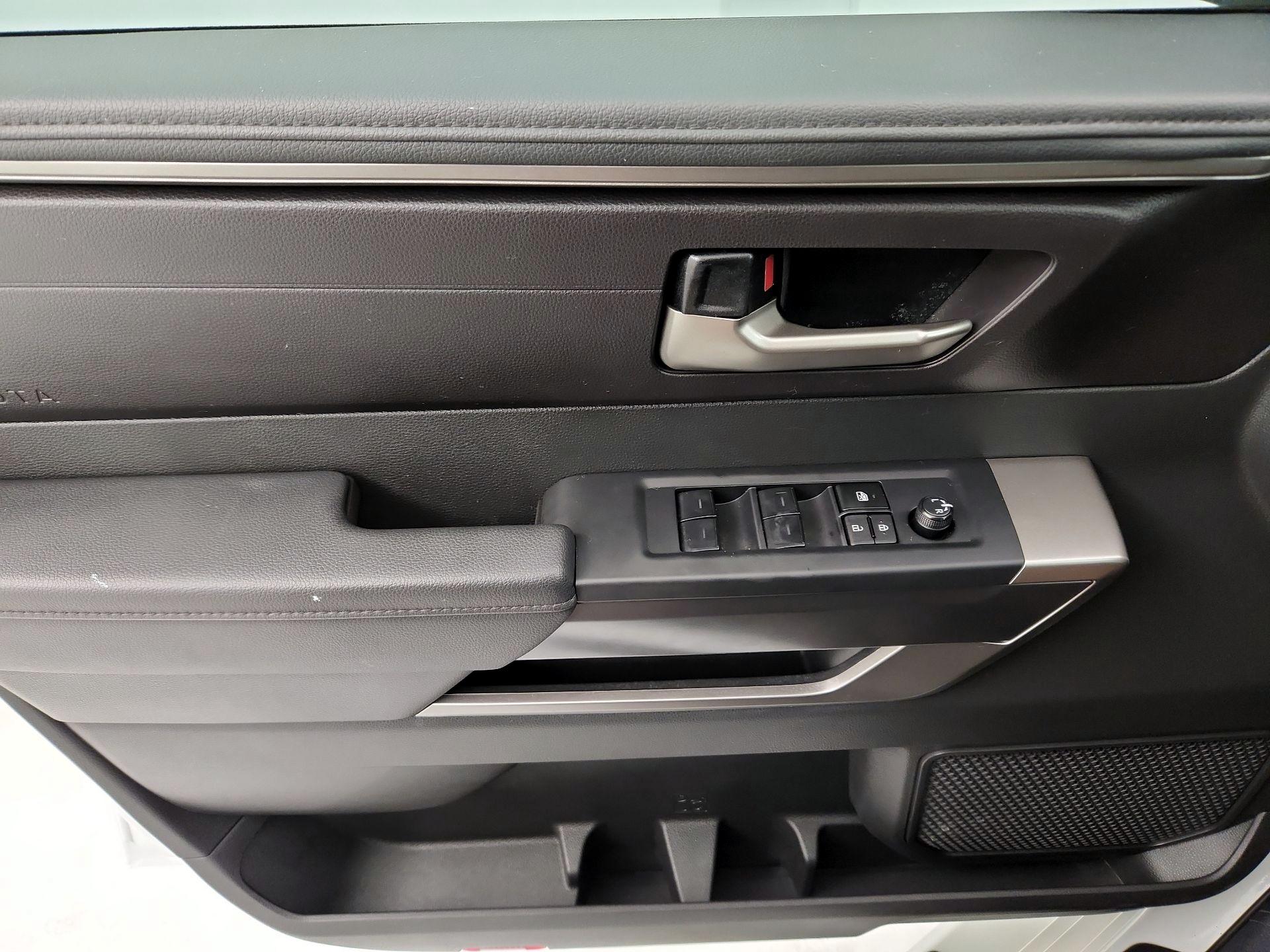 Thumbnail: 2024 Toyota Tundra - 12