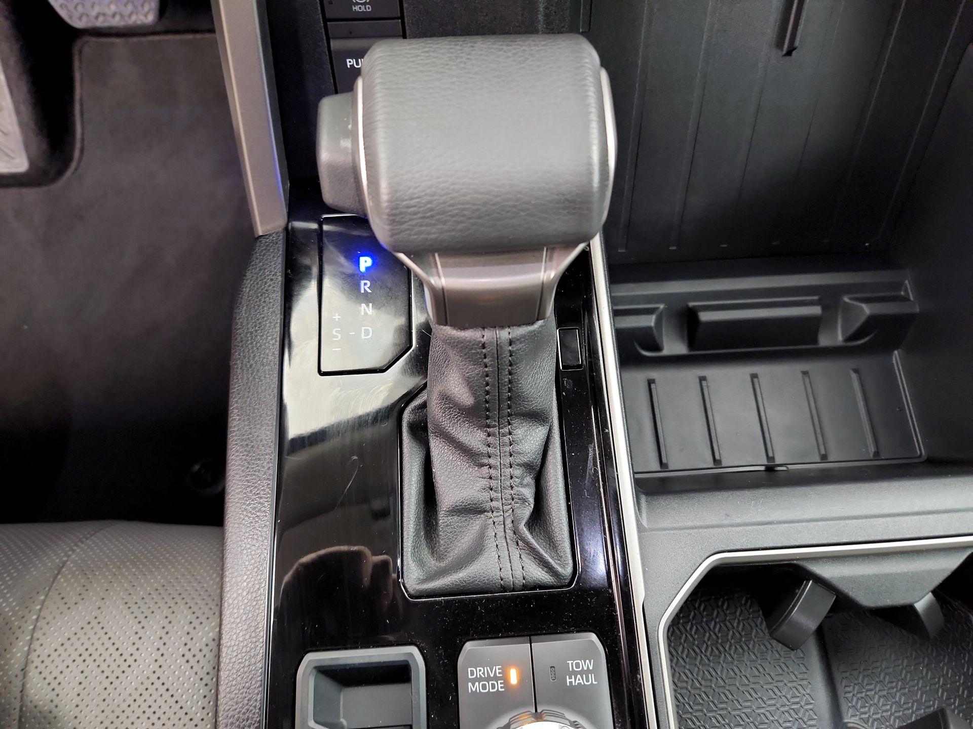 Thumbnail: 2024 Toyota Tundra - 17