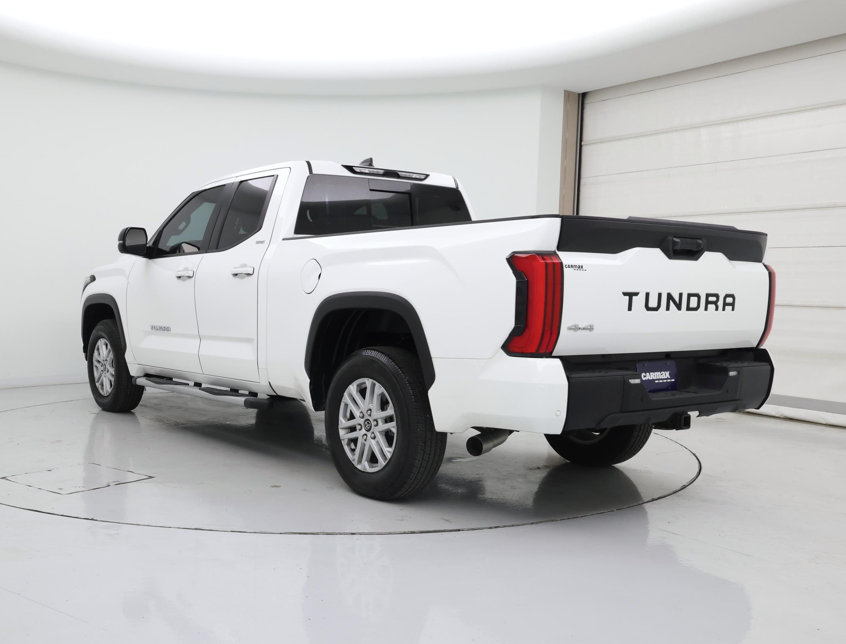 Thumbnail: 2024 Toyota Tundra - 2