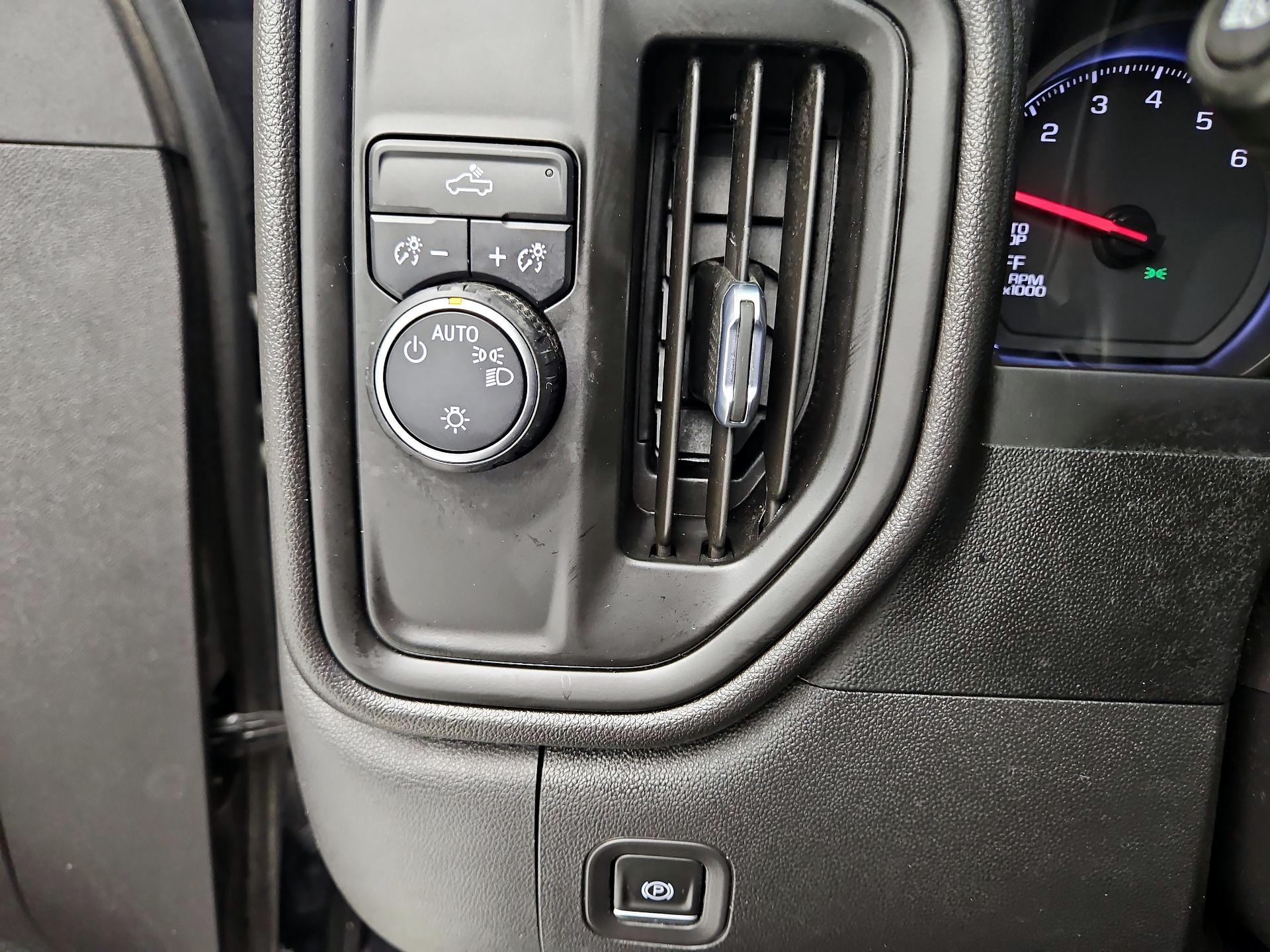 Thumbnail: 2023 Chevrolet Silverado 1500 - 13