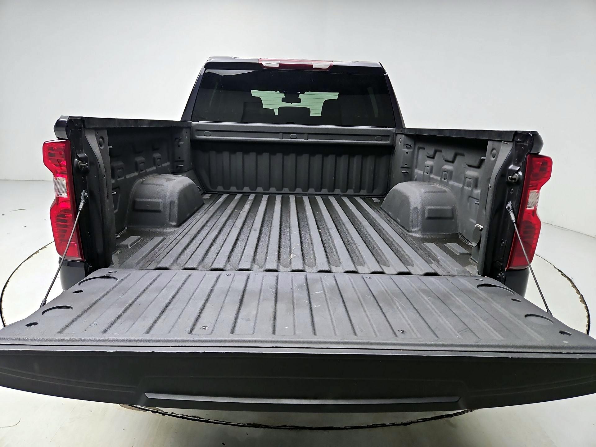 Thumbnail: 2023 Chevrolet Silverado 1500 - 20