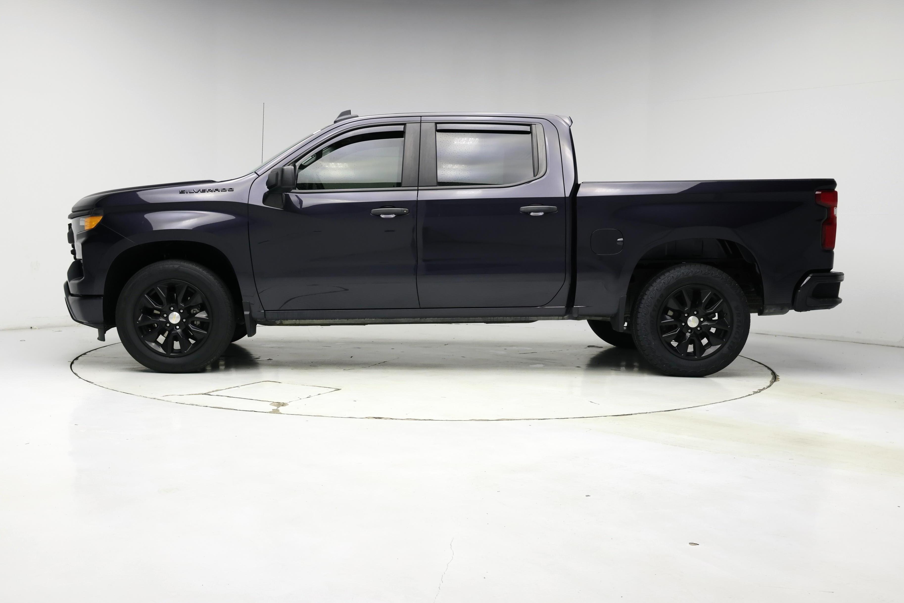 Thumbnail: 2023 Chevrolet Silverado 1500 - 3