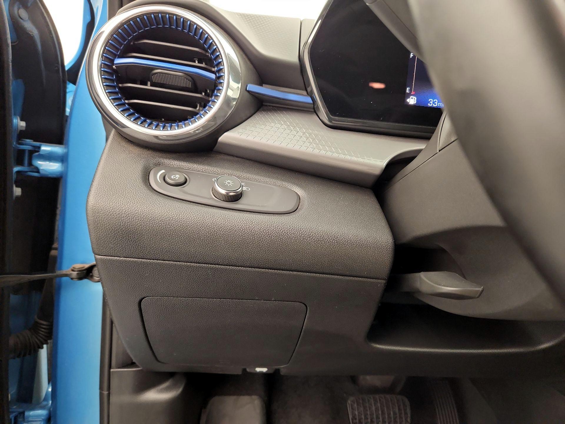 Thumbnail: 2025 Chevrolet Trax - 13