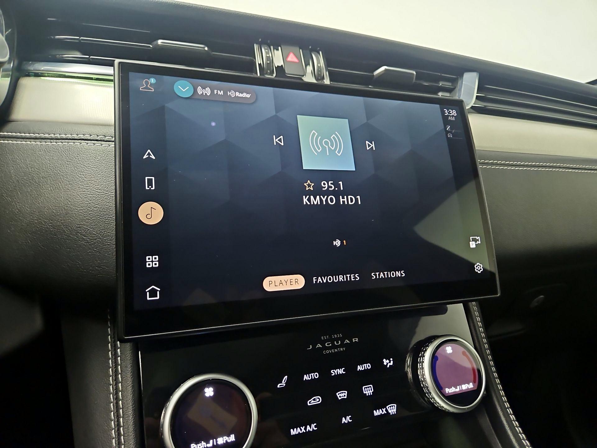 Thumbnail: 2024 Jaguar F-Pace - 16