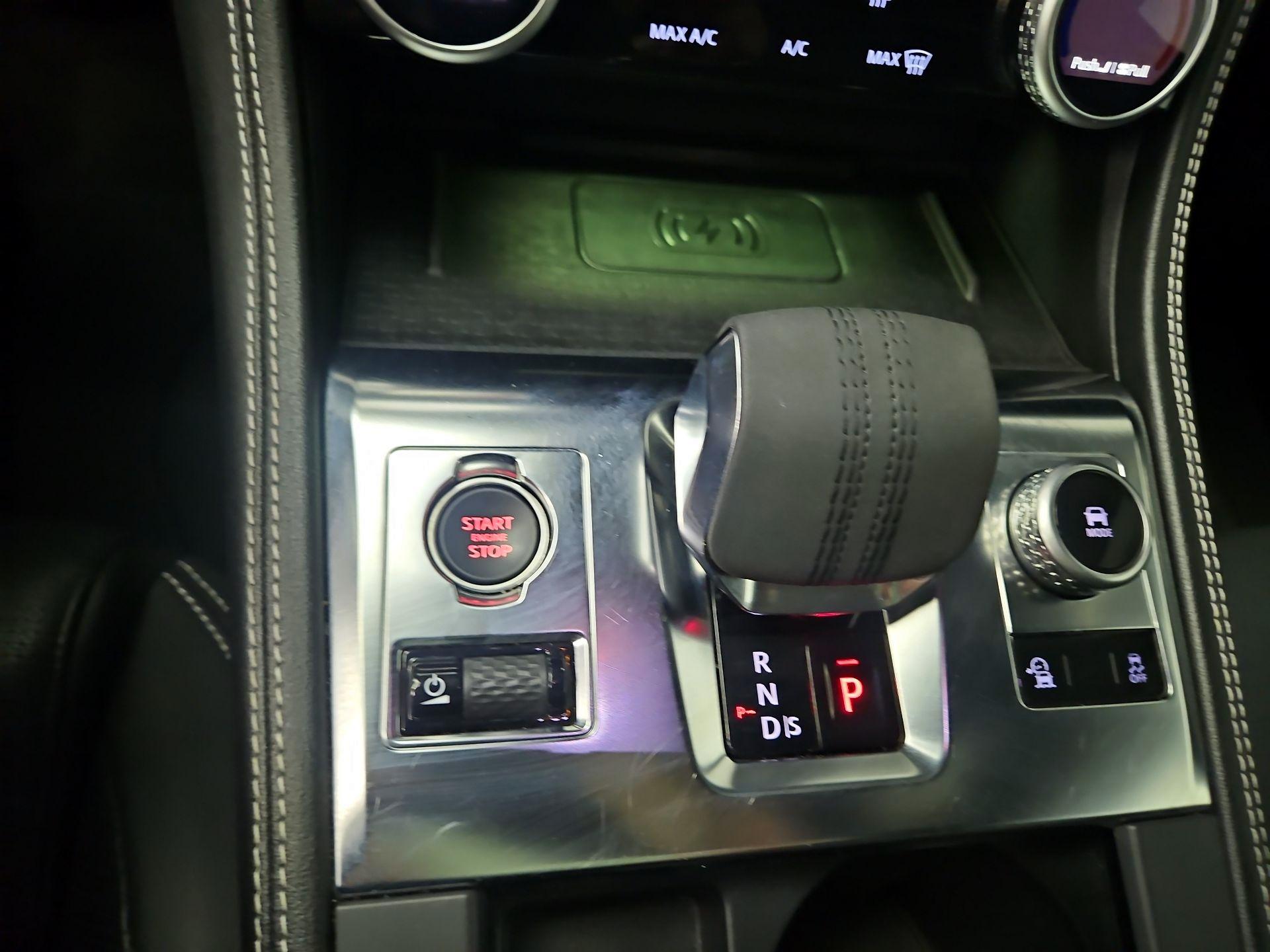 Thumbnail: 2024 Jaguar F-Pace - 18