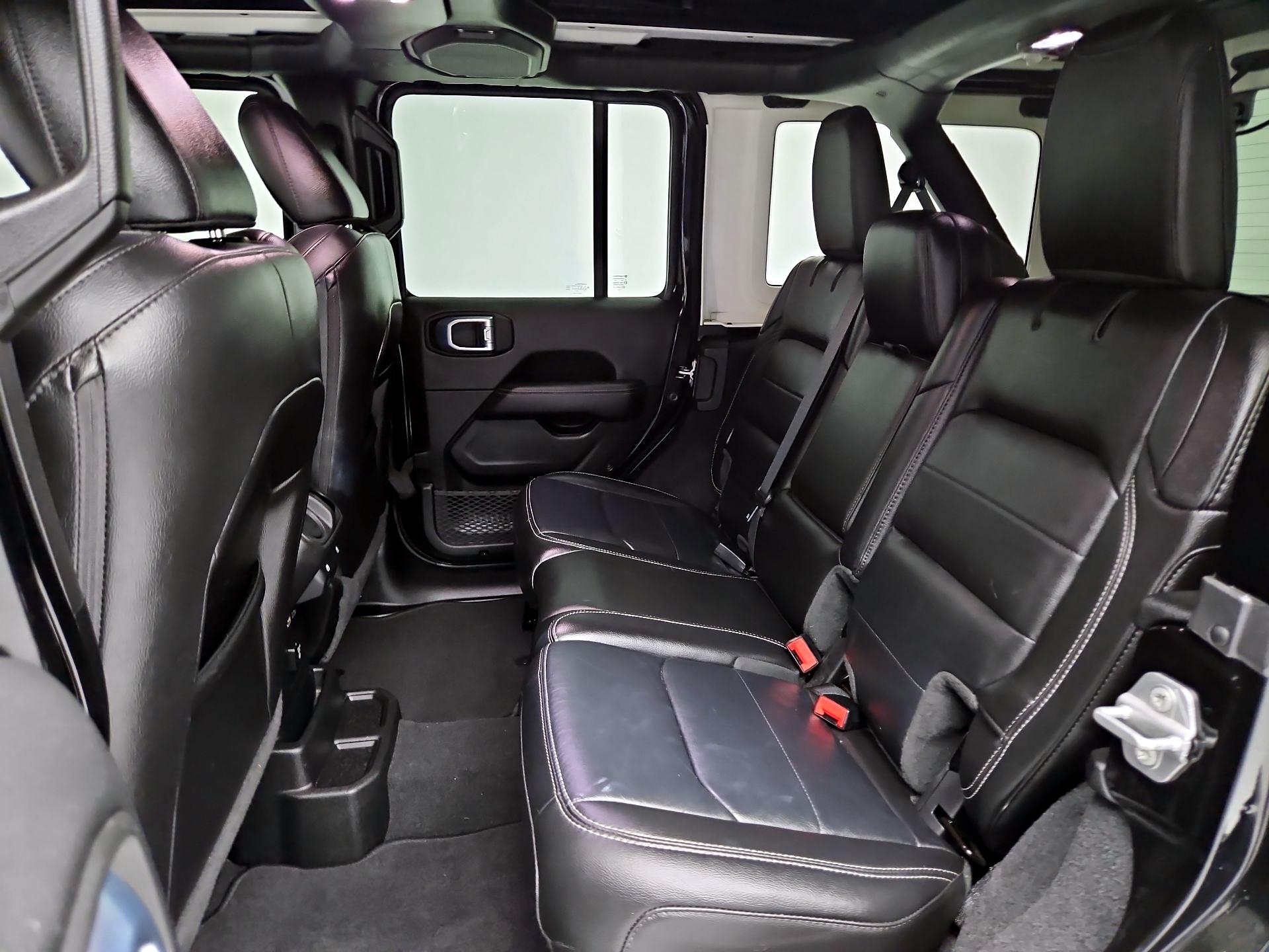 Thumbnail: 2021 Jeep Wrangler - 19