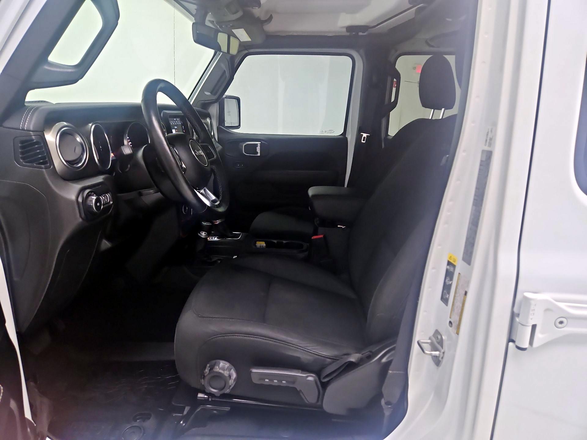 Thumbnail: 2020 Jeep Wrangler - 11