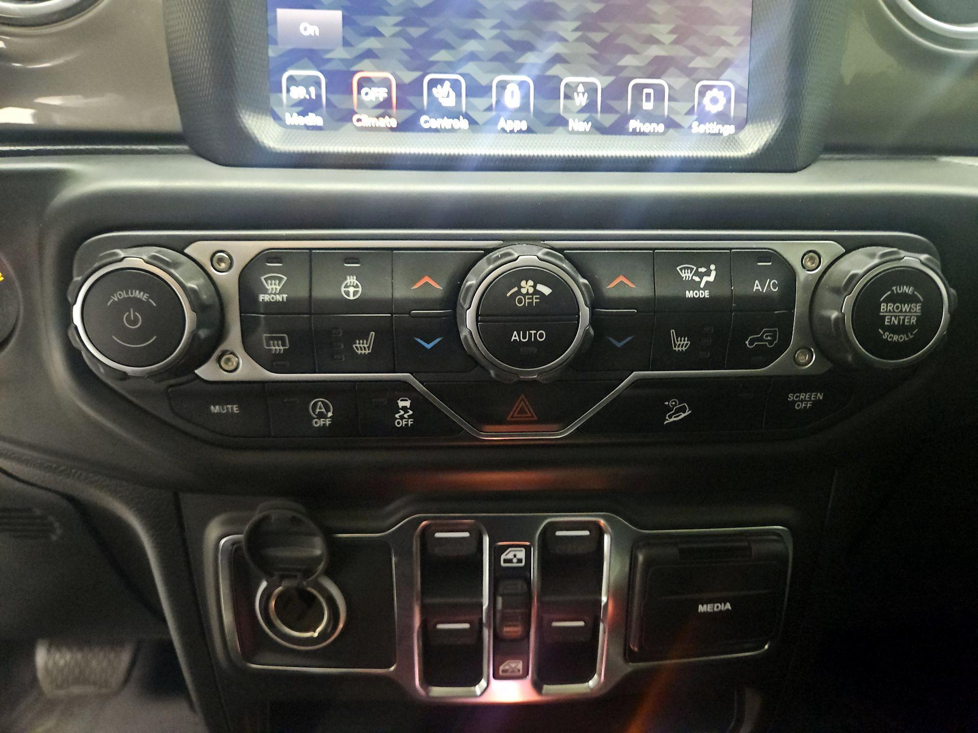 Thumbnail: 2020 Jeep Wrangler - 16