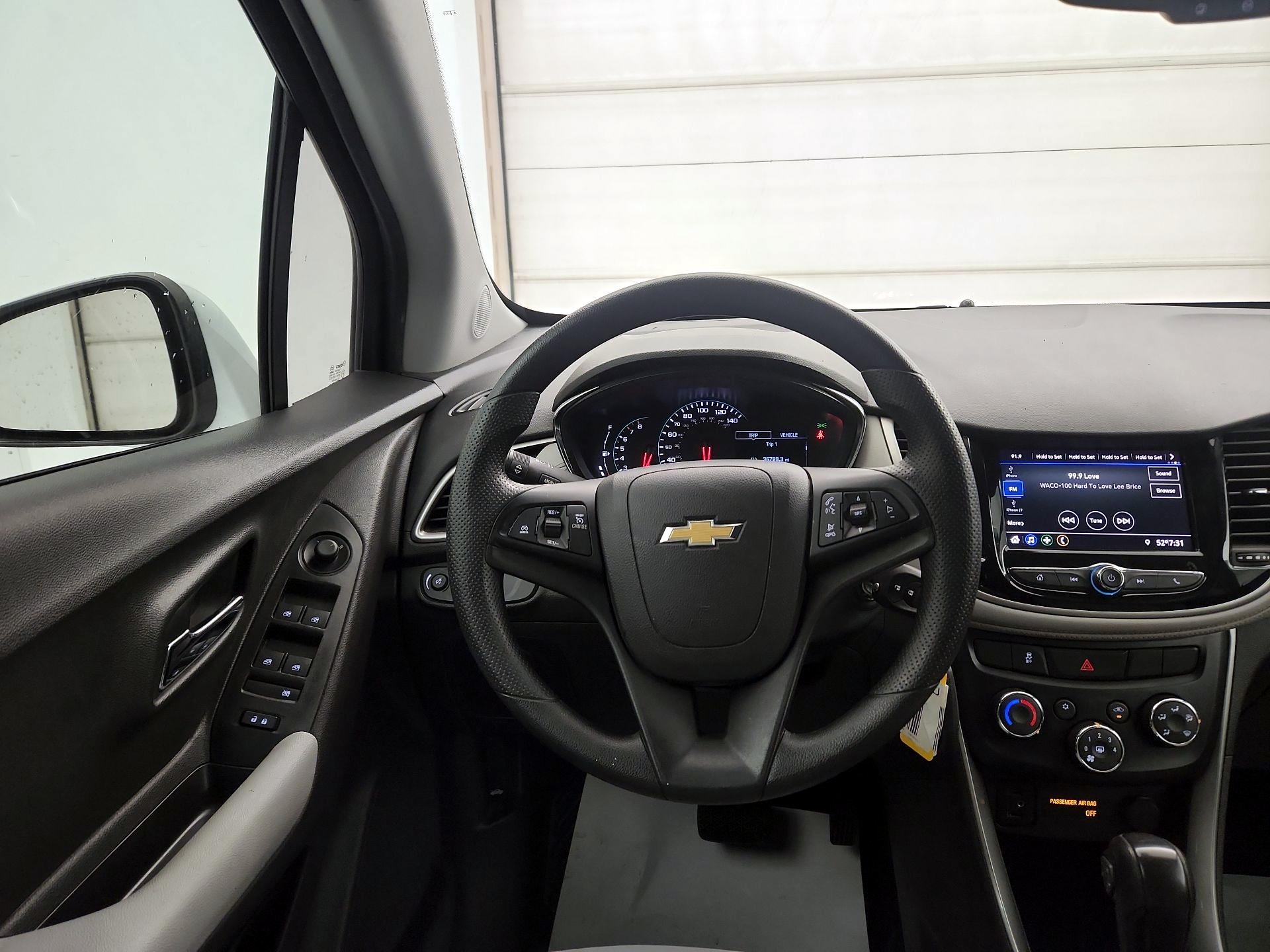 Thumbnail: 2020 Chevrolet Trax - 10