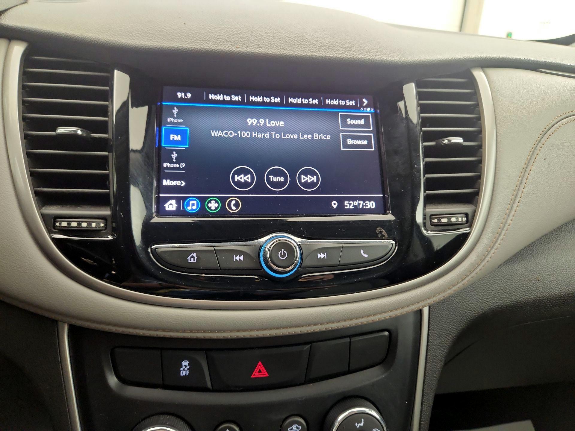 Thumbnail: 2020 Chevrolet Trax - 15