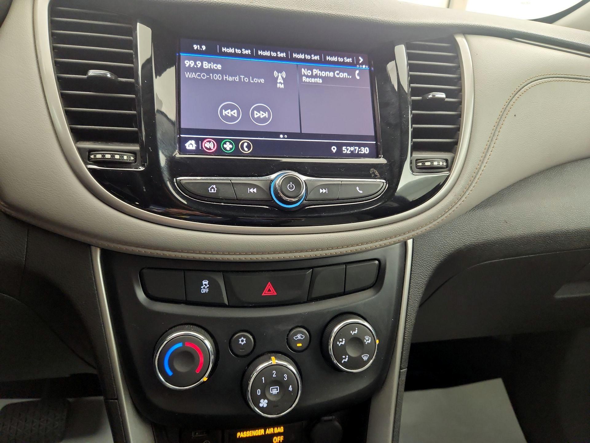 Thumbnail: 2020 Chevrolet Trax - 16