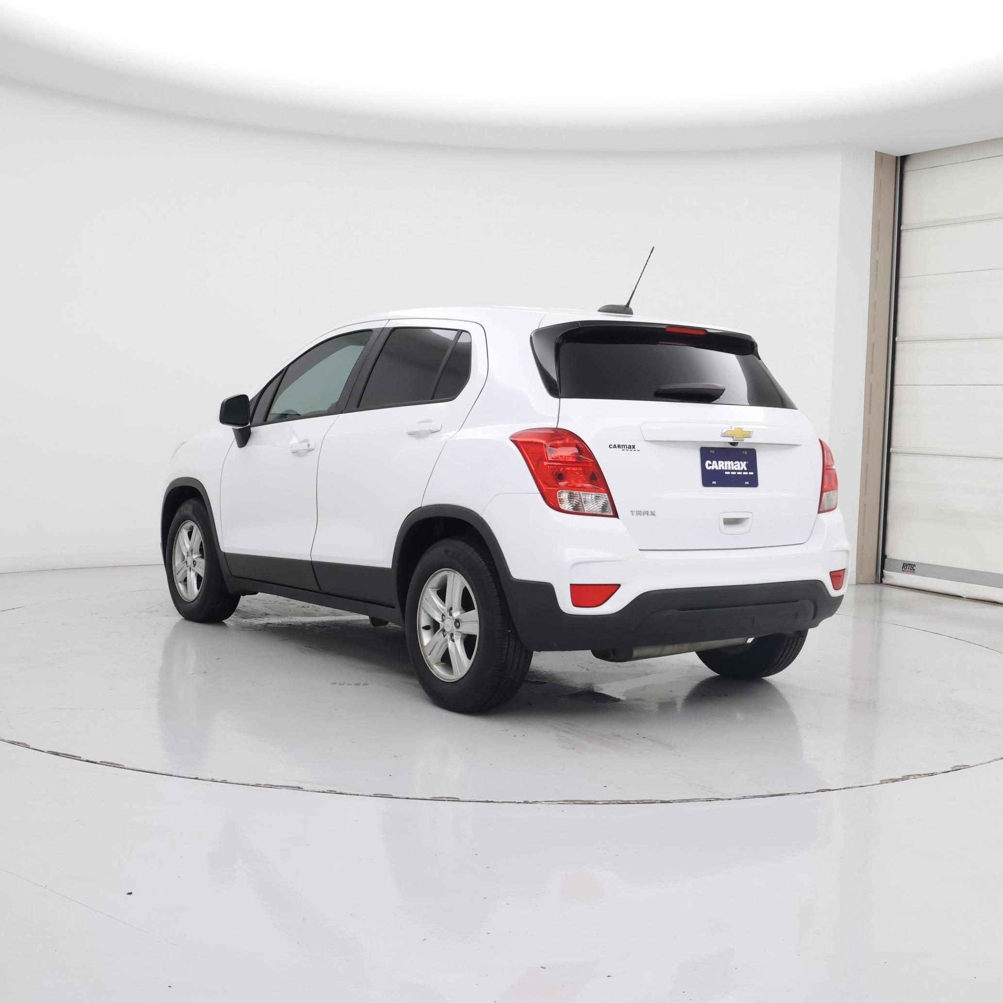 Thumbnail: 2020 Chevrolet Trax - 2