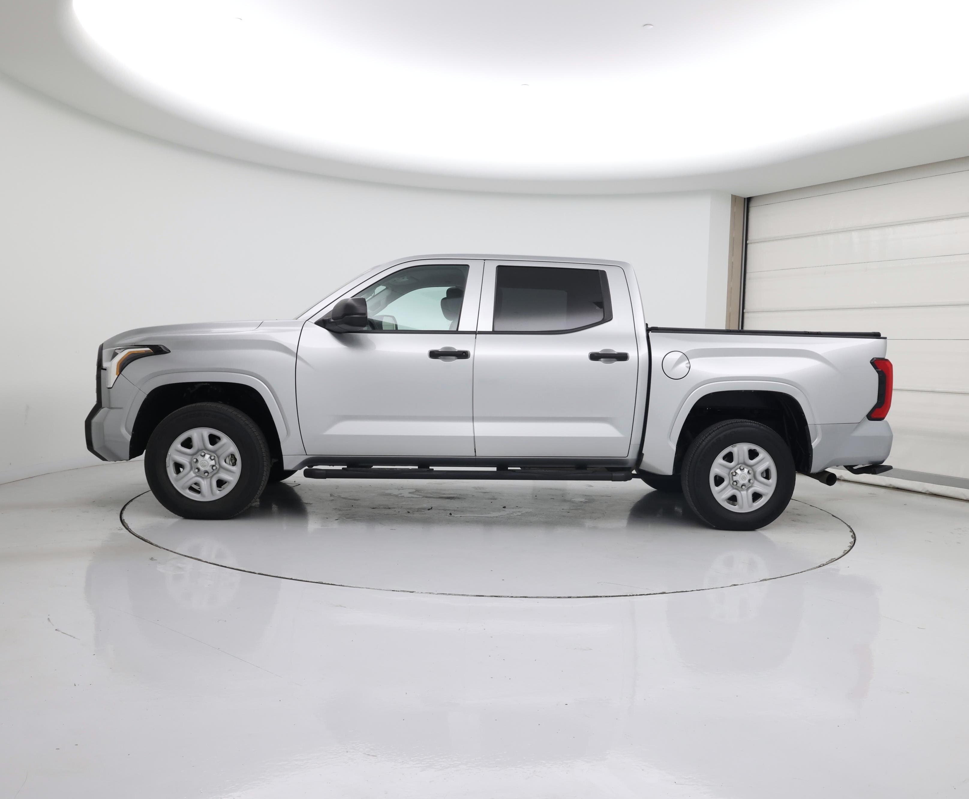 Thumbnail: 2023 Toyota Tundra - 3