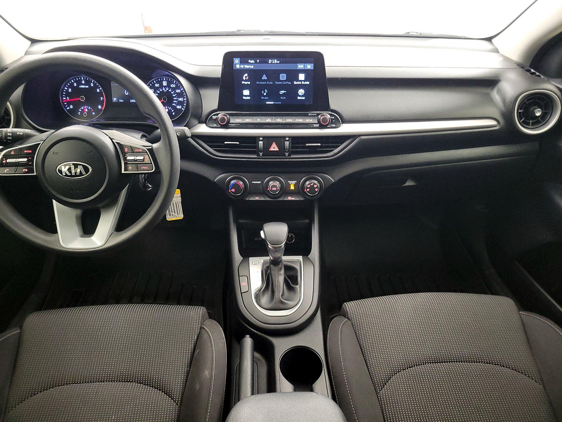 Thumbnail: 2020 Kia Forte - 9