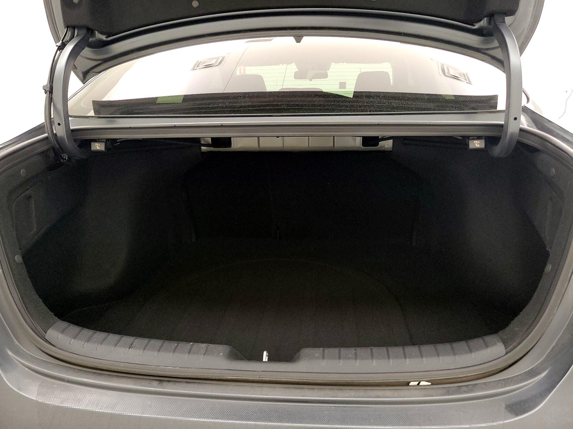 Thumbnail: 2020 Kia Forte - 20