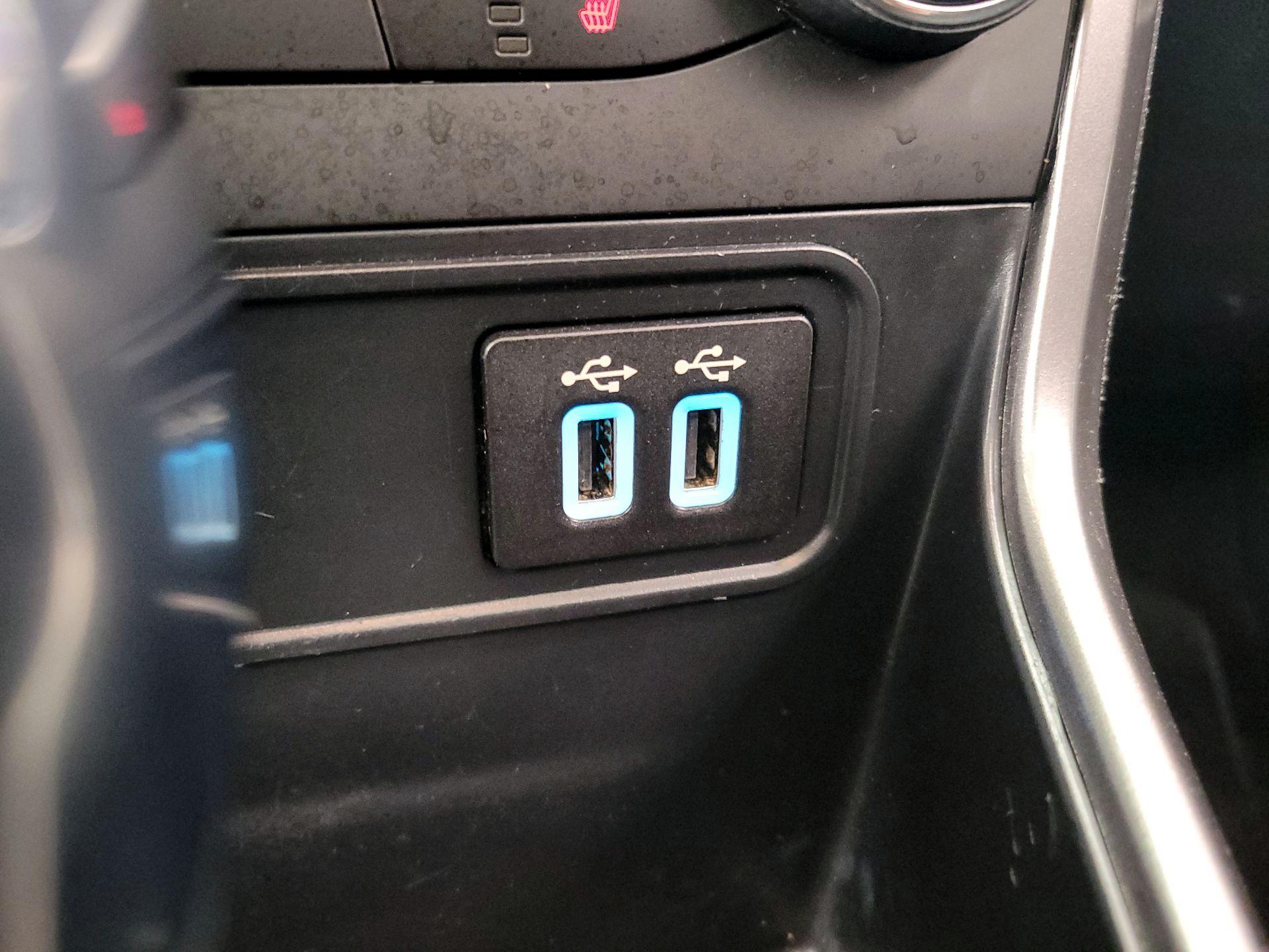 Thumbnail: 2021 Ford EcoSport - 18