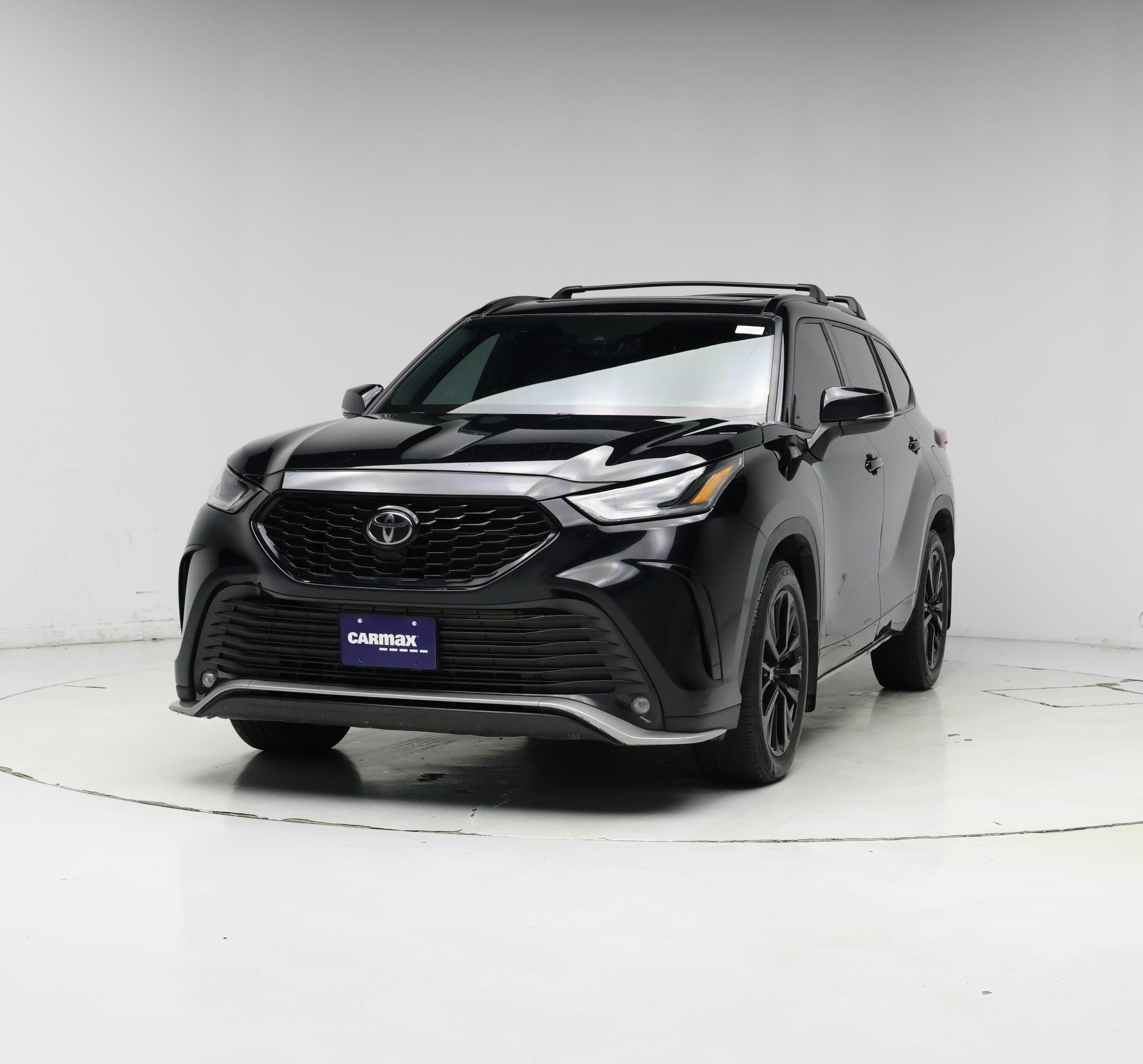 Thumbnail: 2023 Toyota Highlander - 4