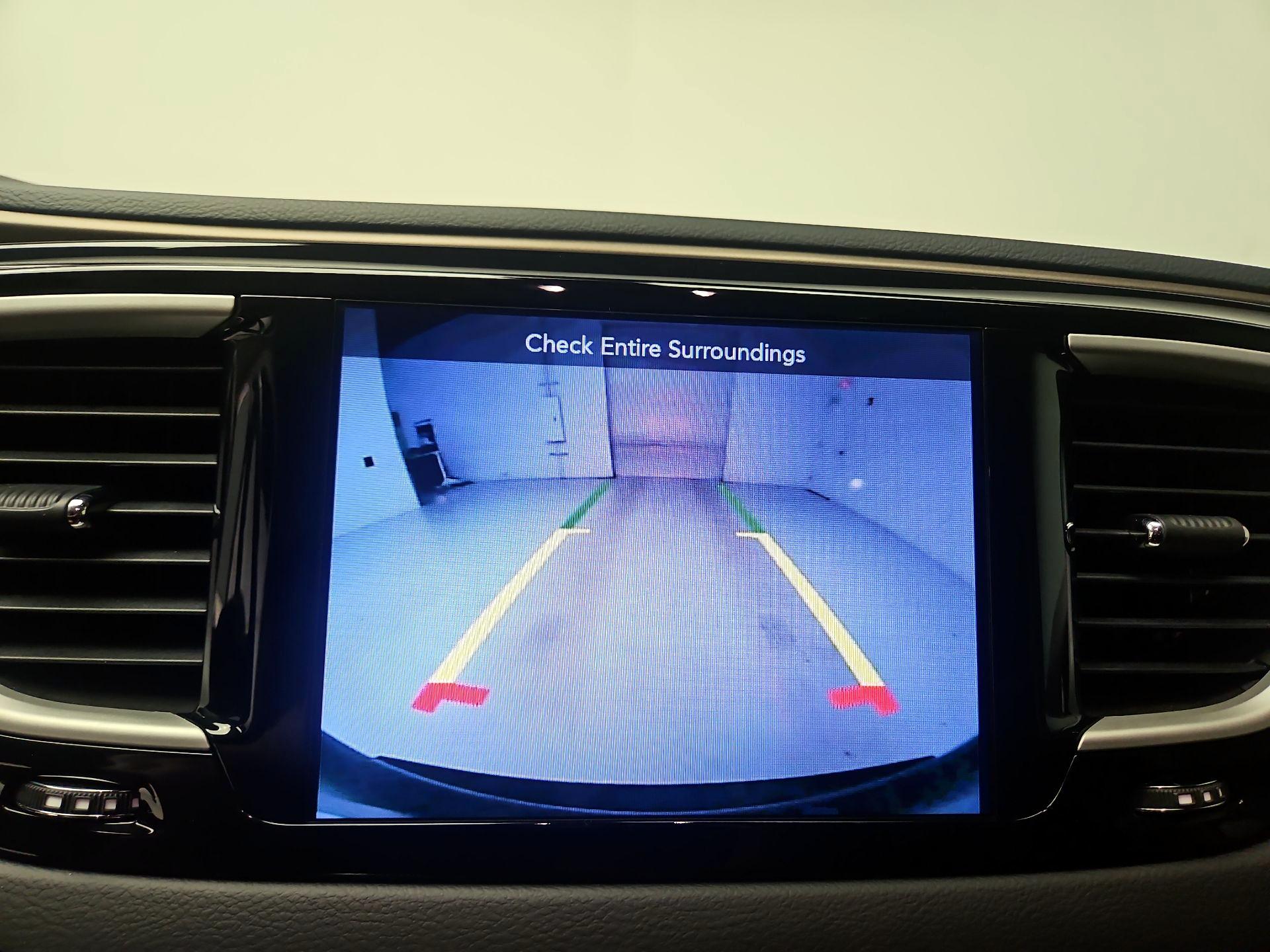 Thumbnail: 2017 Chrysler Pacifica - 14