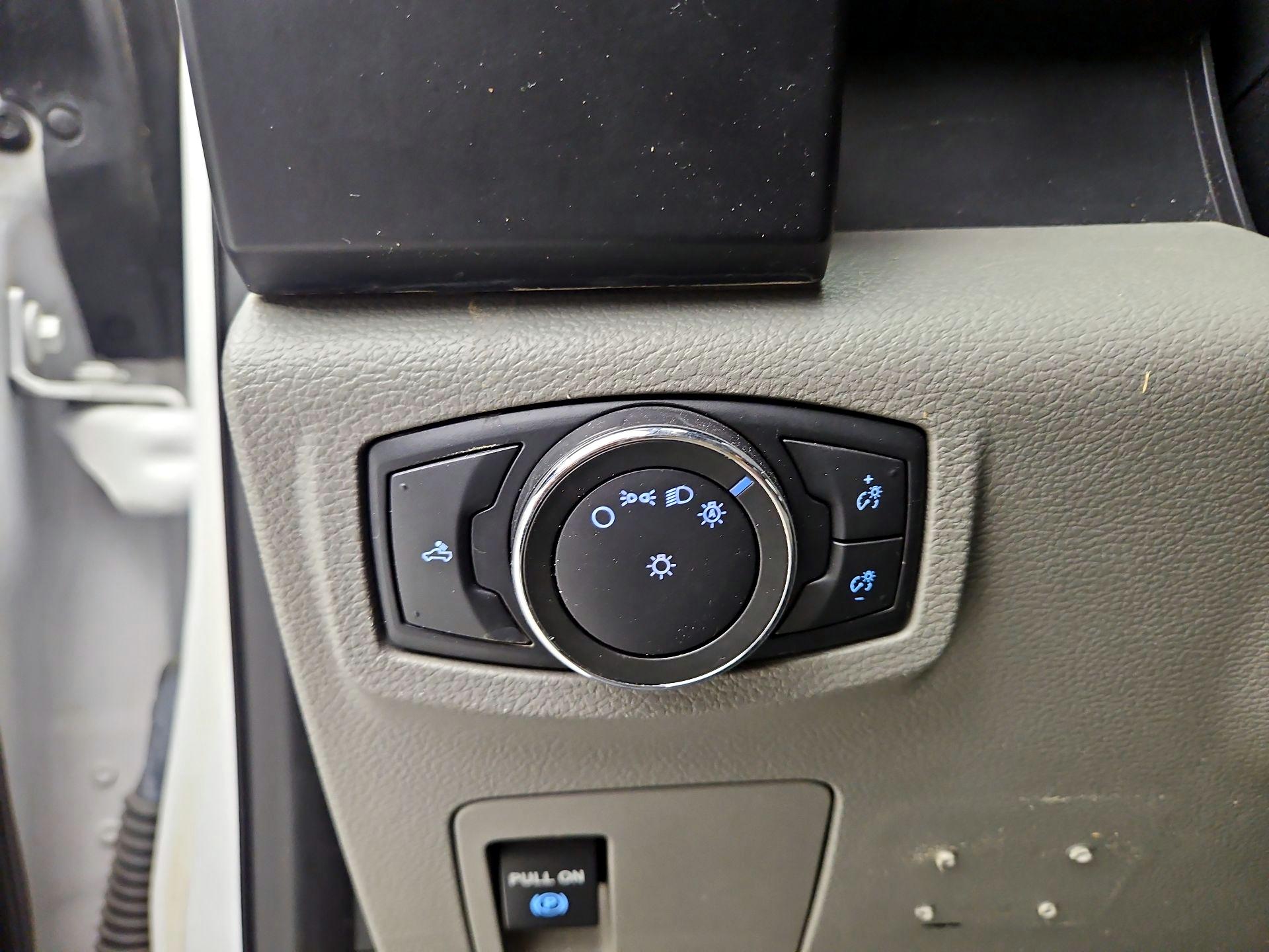 Thumbnail: 2016 Ford F-150 - 13