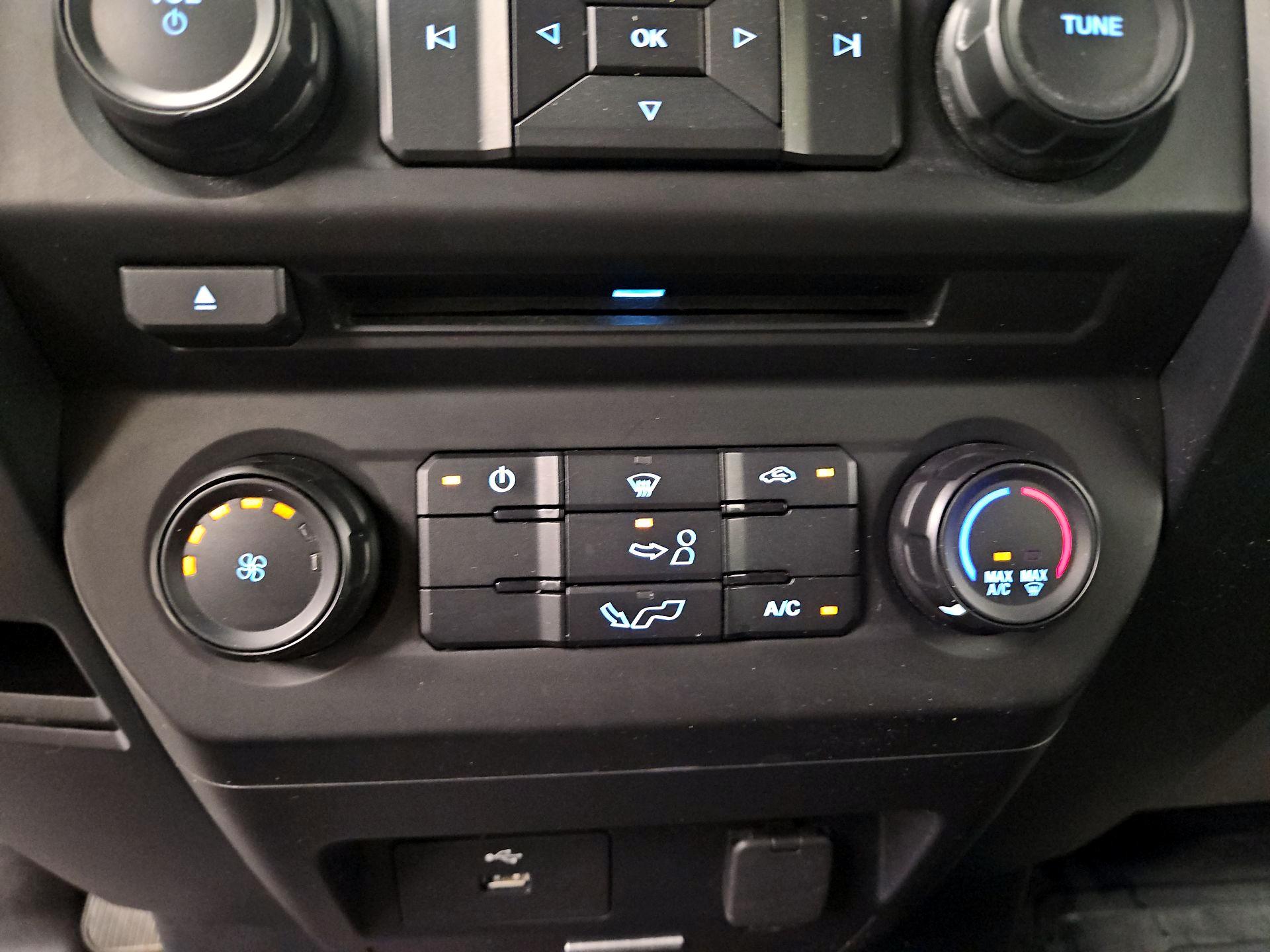 Thumbnail: 2016 Ford F-150 - 15