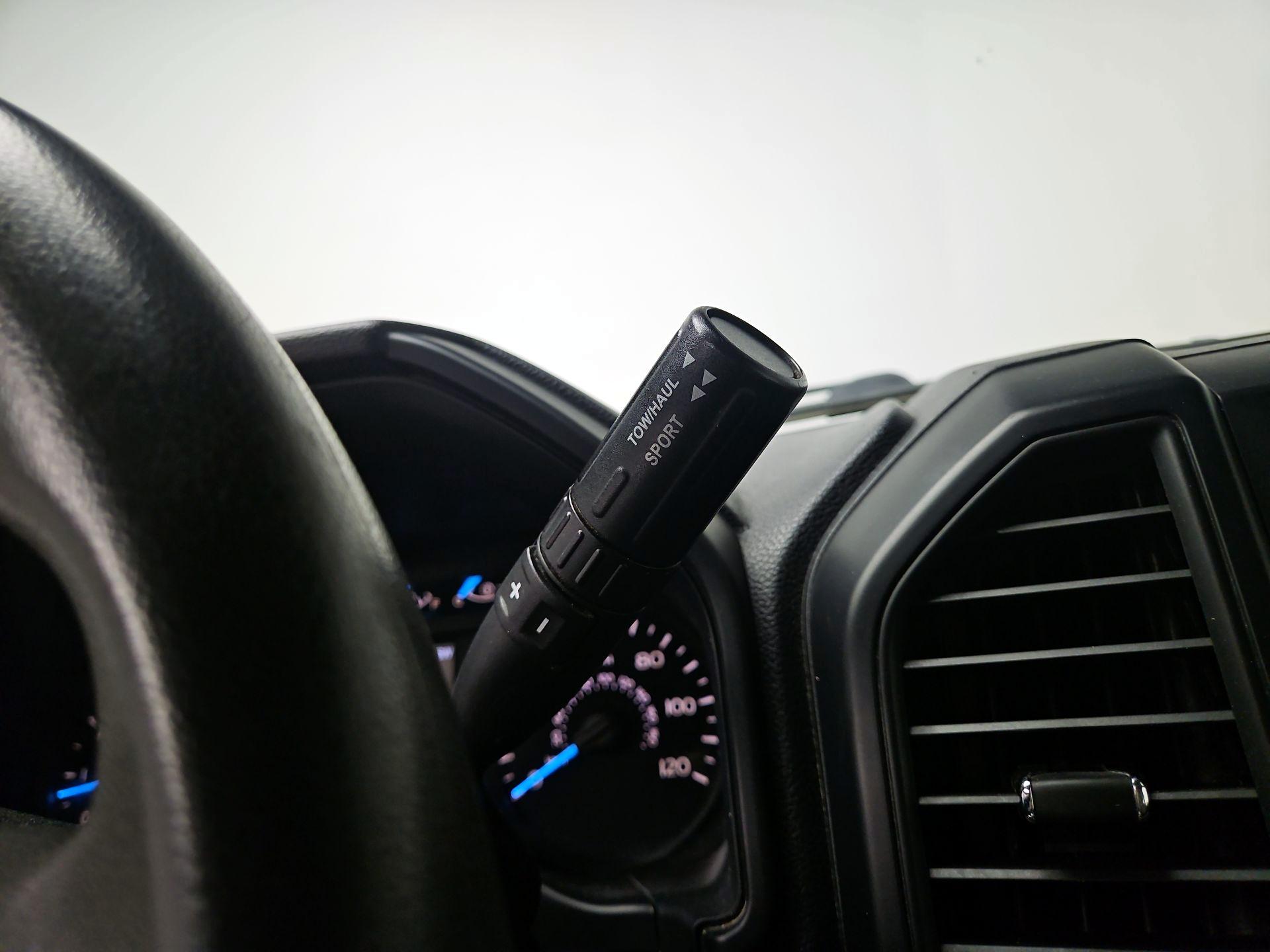 Thumbnail: 2016 Ford F-150 - 16