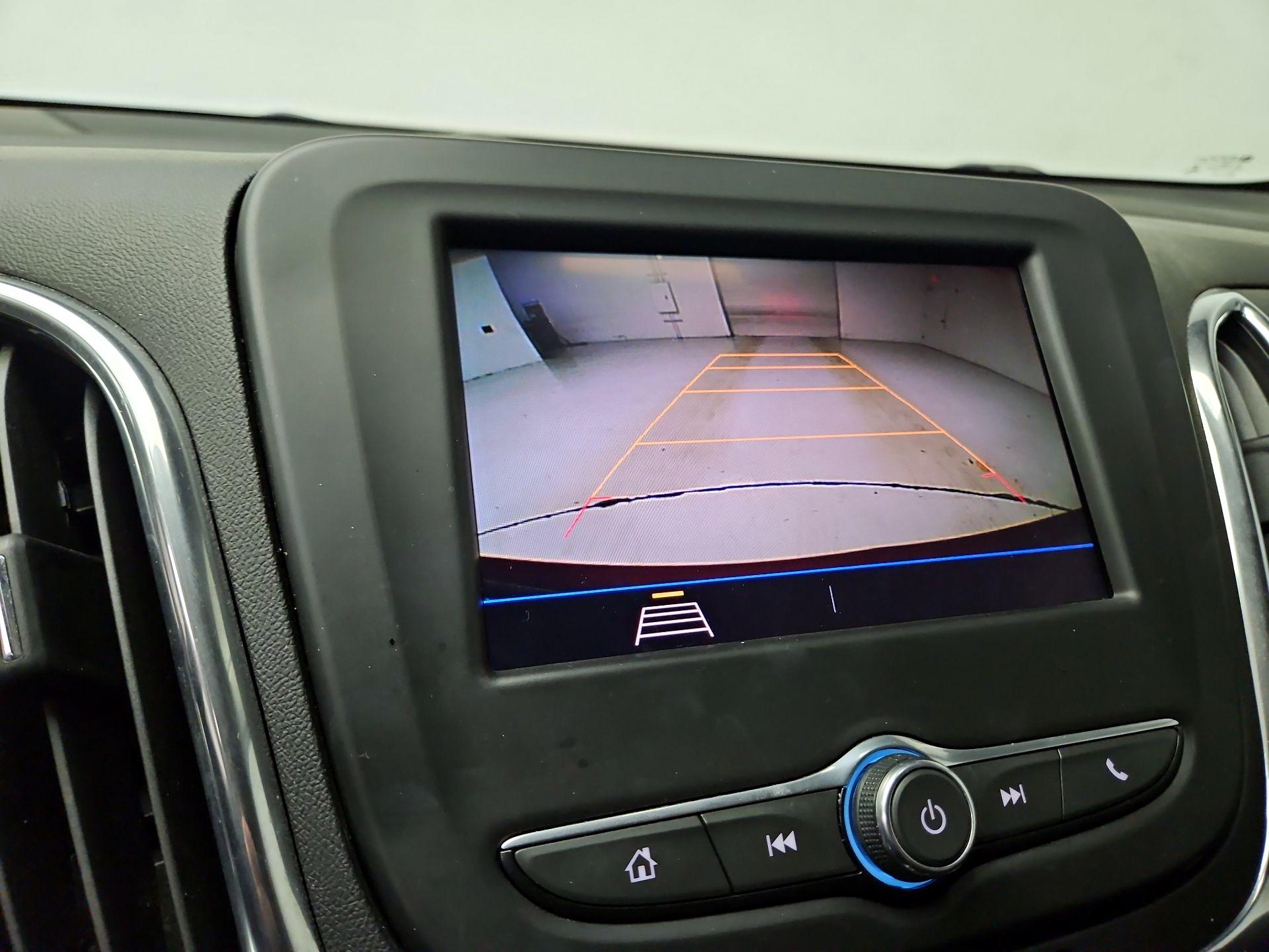 Thumbnail: 2020 Chevrolet Equinox - 14