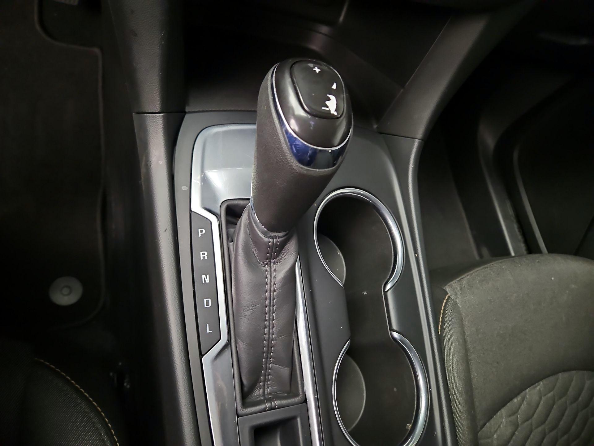 Thumbnail: 2020 Chevrolet Equinox - 17