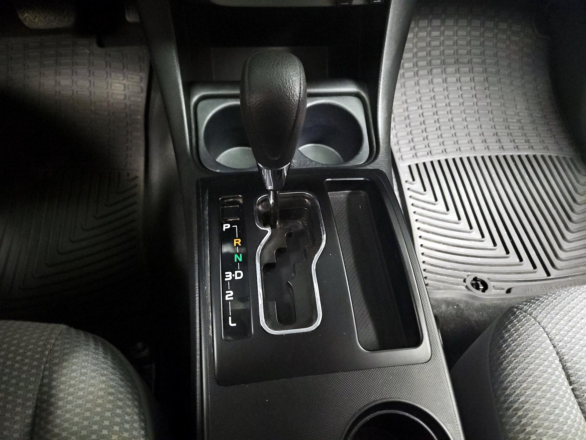 Thumbnail: 2015 Toyota Tacoma - 16