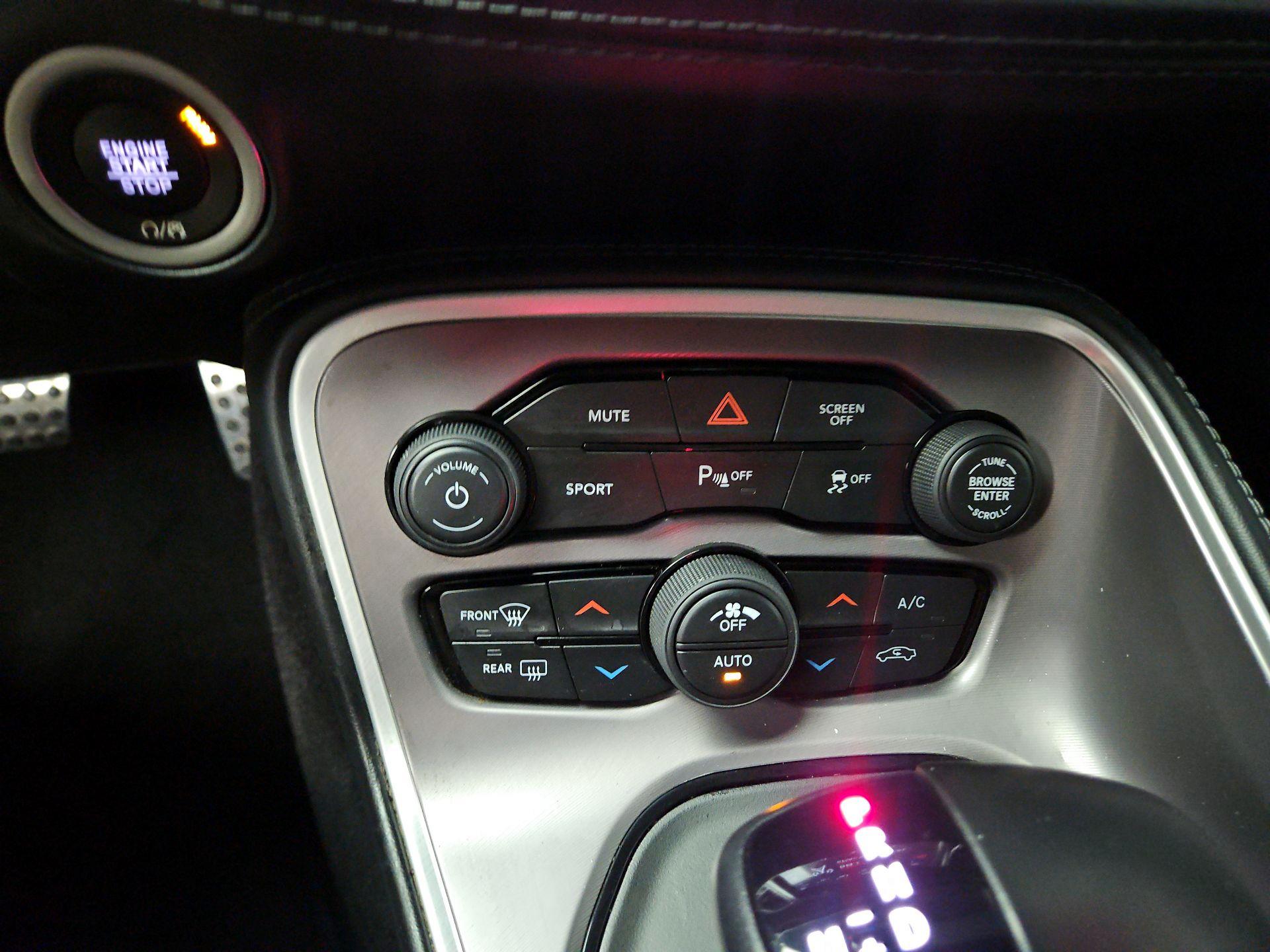 Thumbnail: 2022 Dodge Challenger - 16