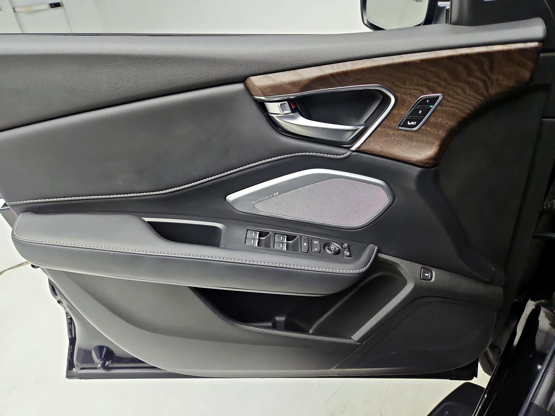 Thumbnail: 2024 Acura RDX - 12