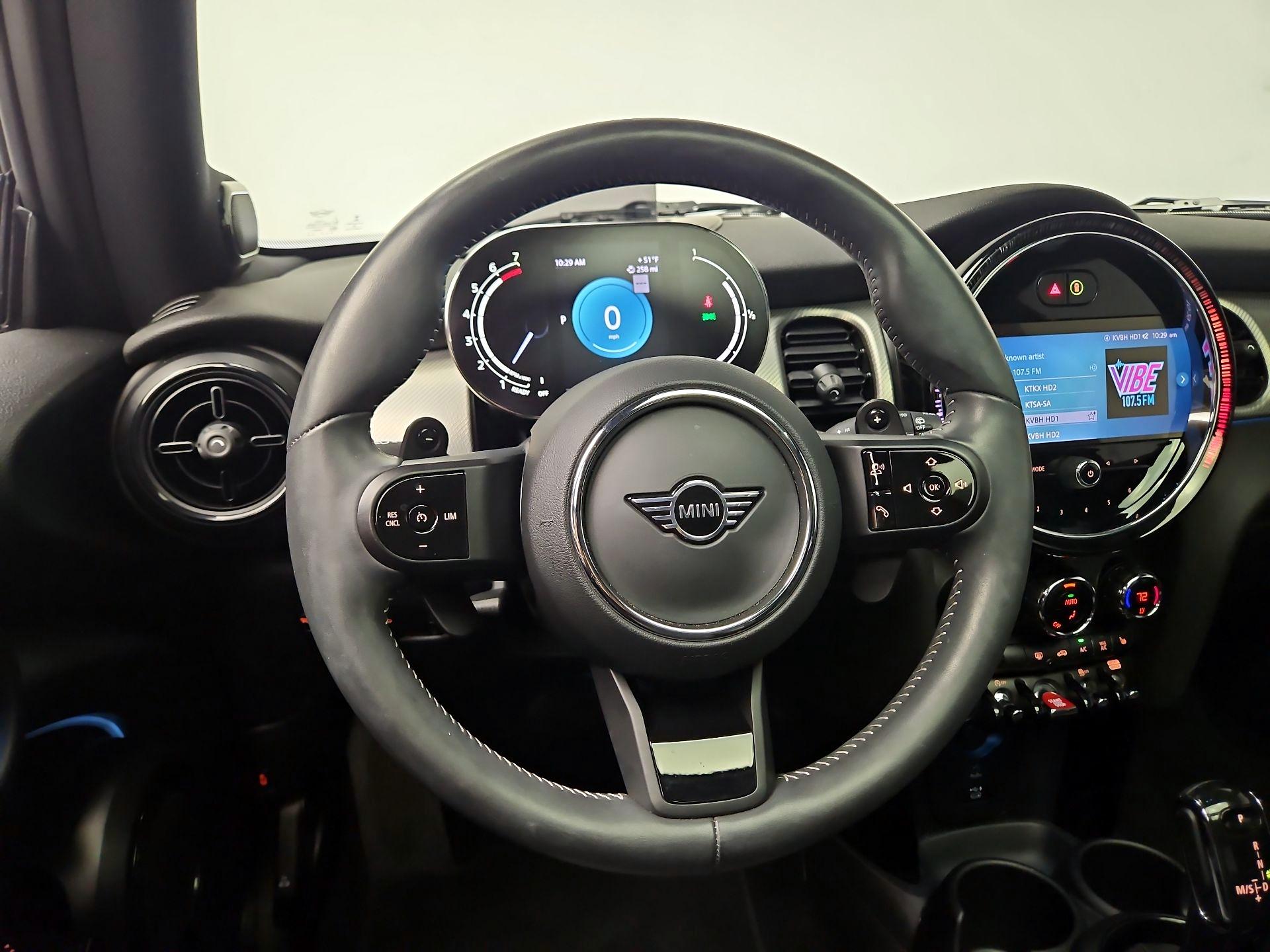 Thumbnail: 2022 MINI Cooper Hardtop - 10