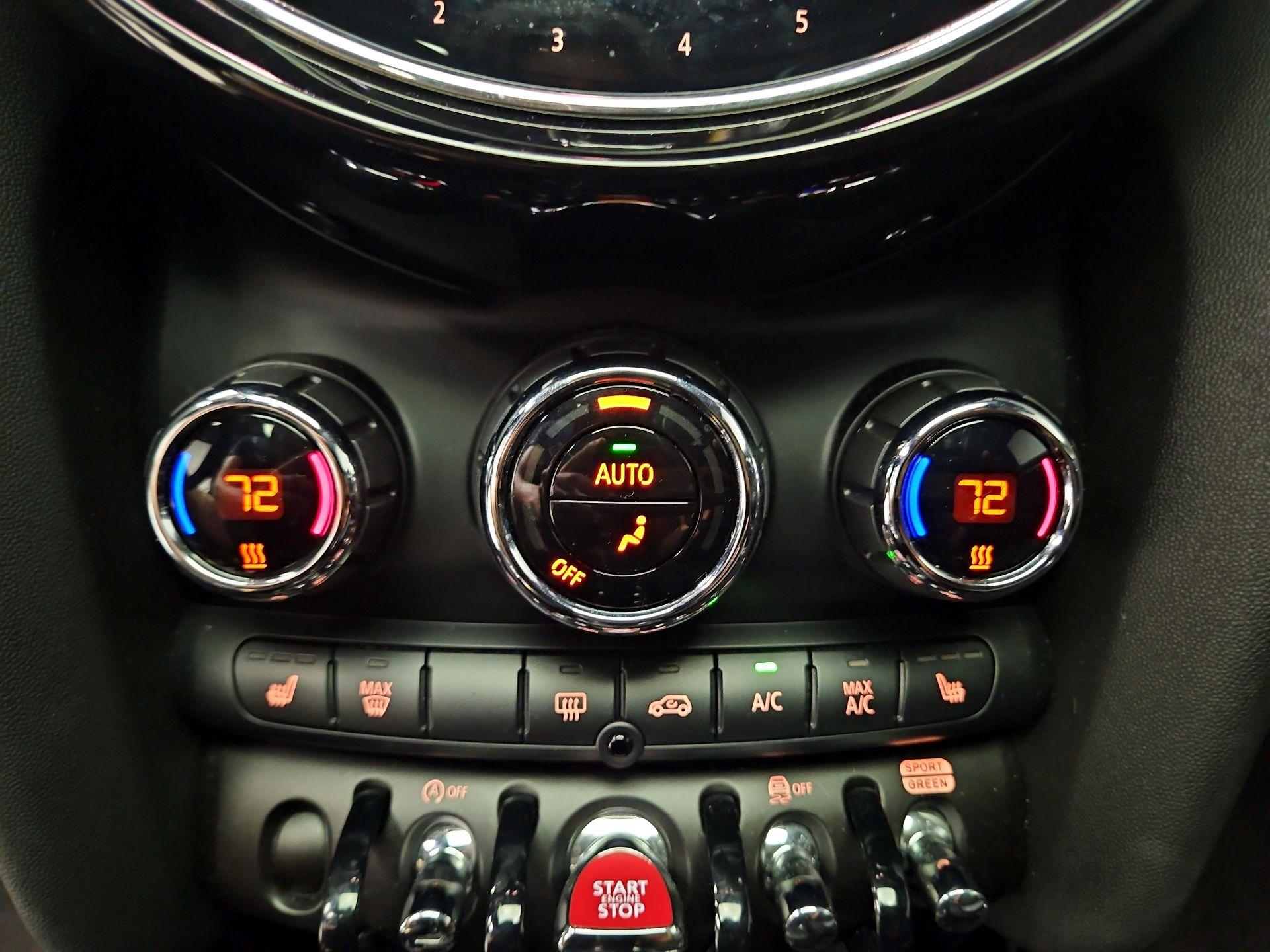 Thumbnail: 2022 MINI Cooper Hardtop - 17