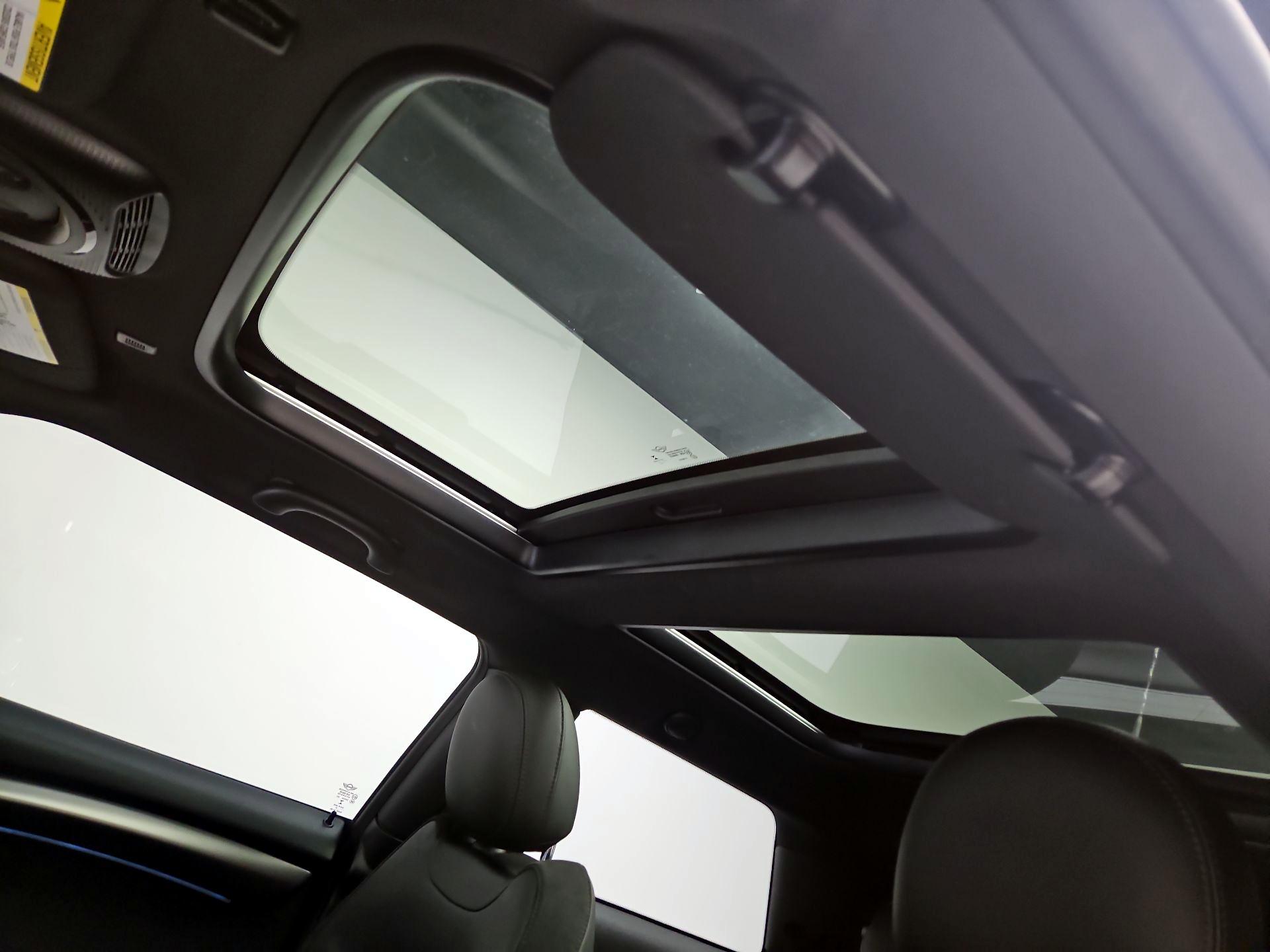 Thumbnail: 2022 MINI Cooper Hardtop - 20